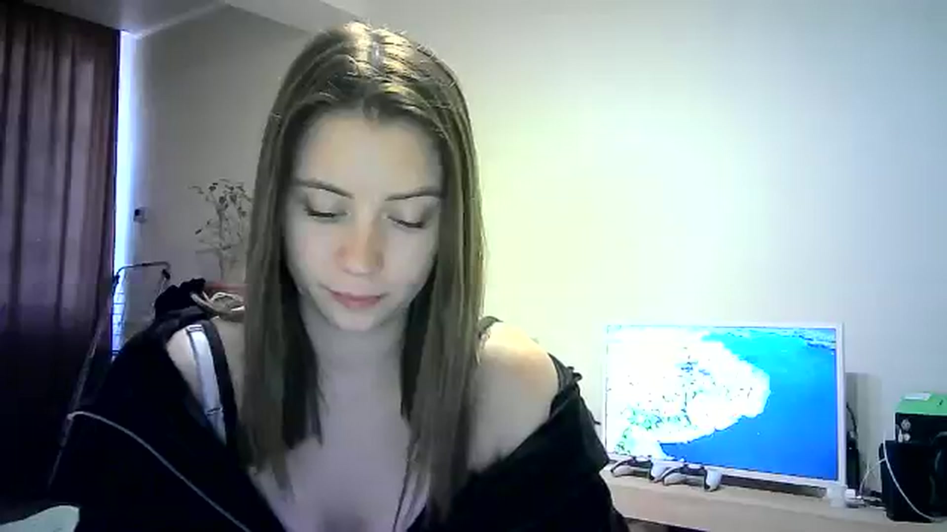 Gallery image thumbnail from Sulfate0's myfreecams stream on, 06/02/2024, 13:28 image 16 of 20