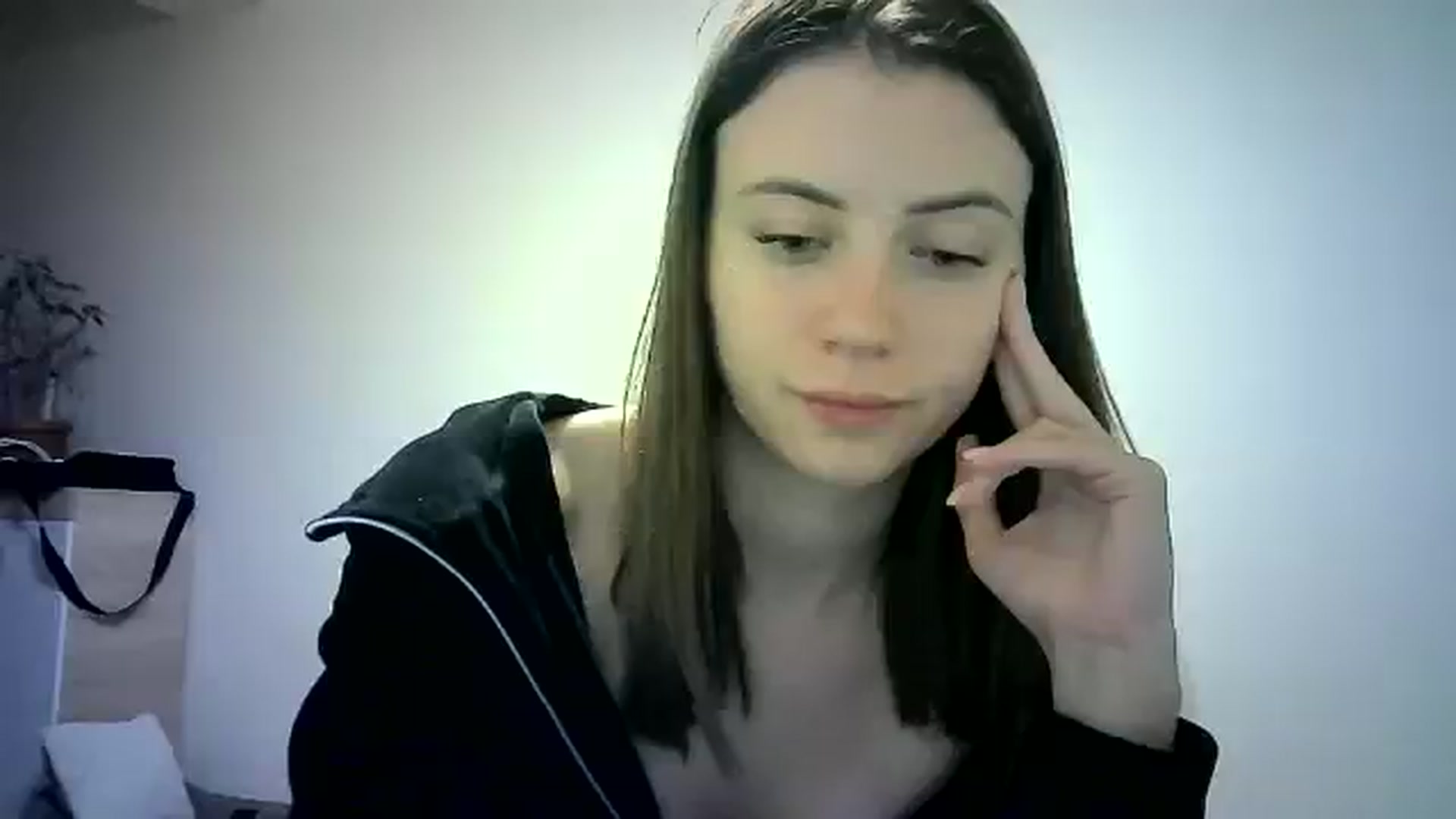Gallery image thumbnail from Sulfate0's myfreecams stream on, 06/02/2024, 13:43 image 7 of 20