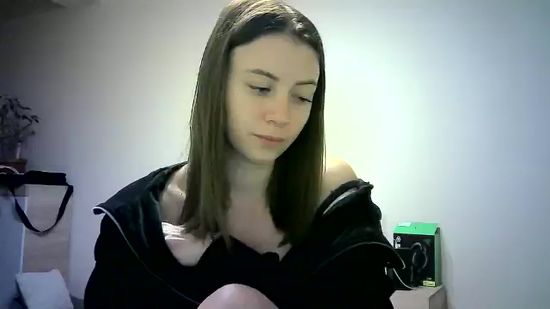 Gallery image thumbnail from Sulfate0's myfreecams stream on, 06/02/2024, 13:43 image 11 of 20