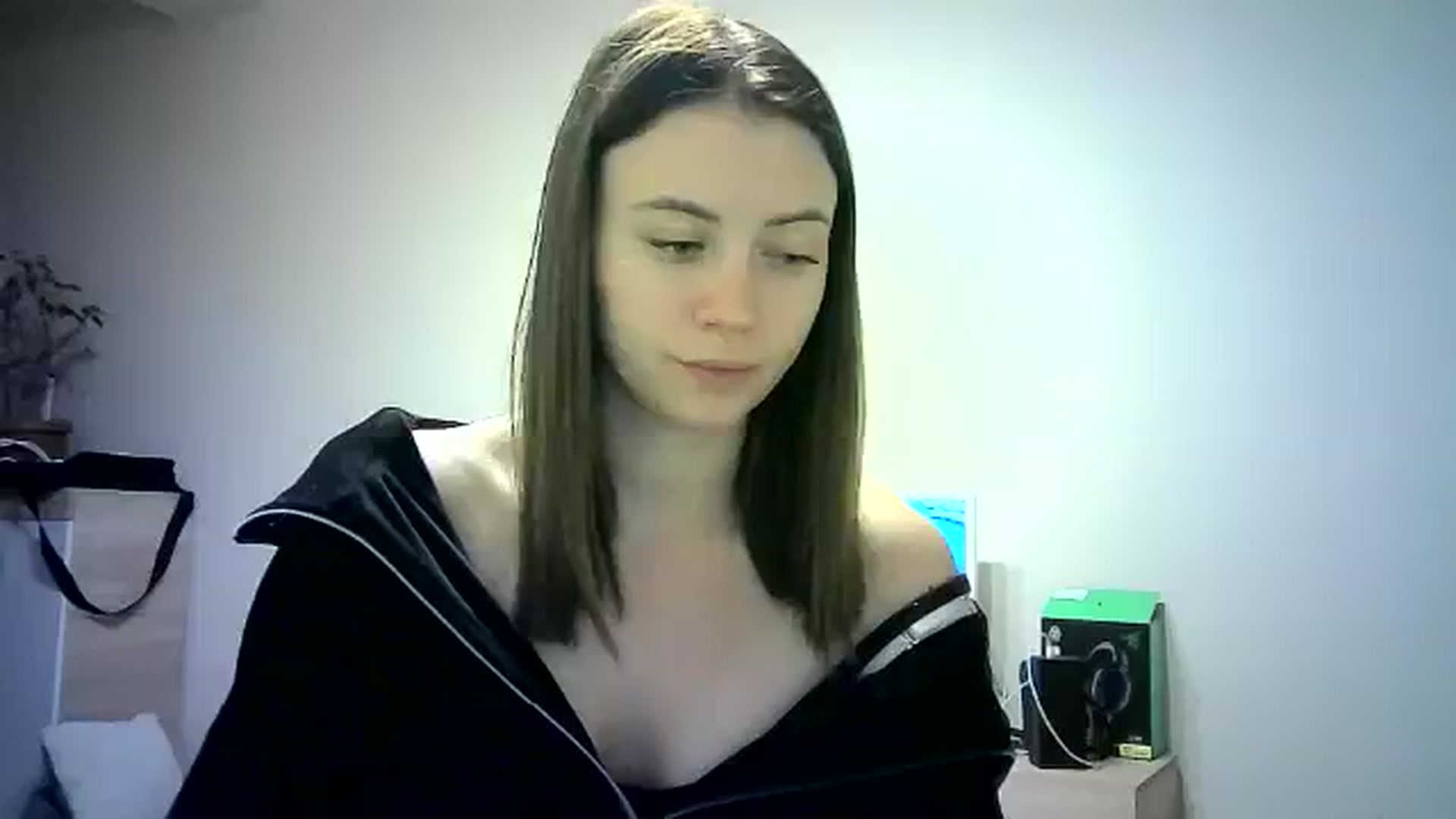 Gallery image thumbnail from Sulfate0's myfreecams stream on, 06/02/2024, 13:43 image 2 of 20