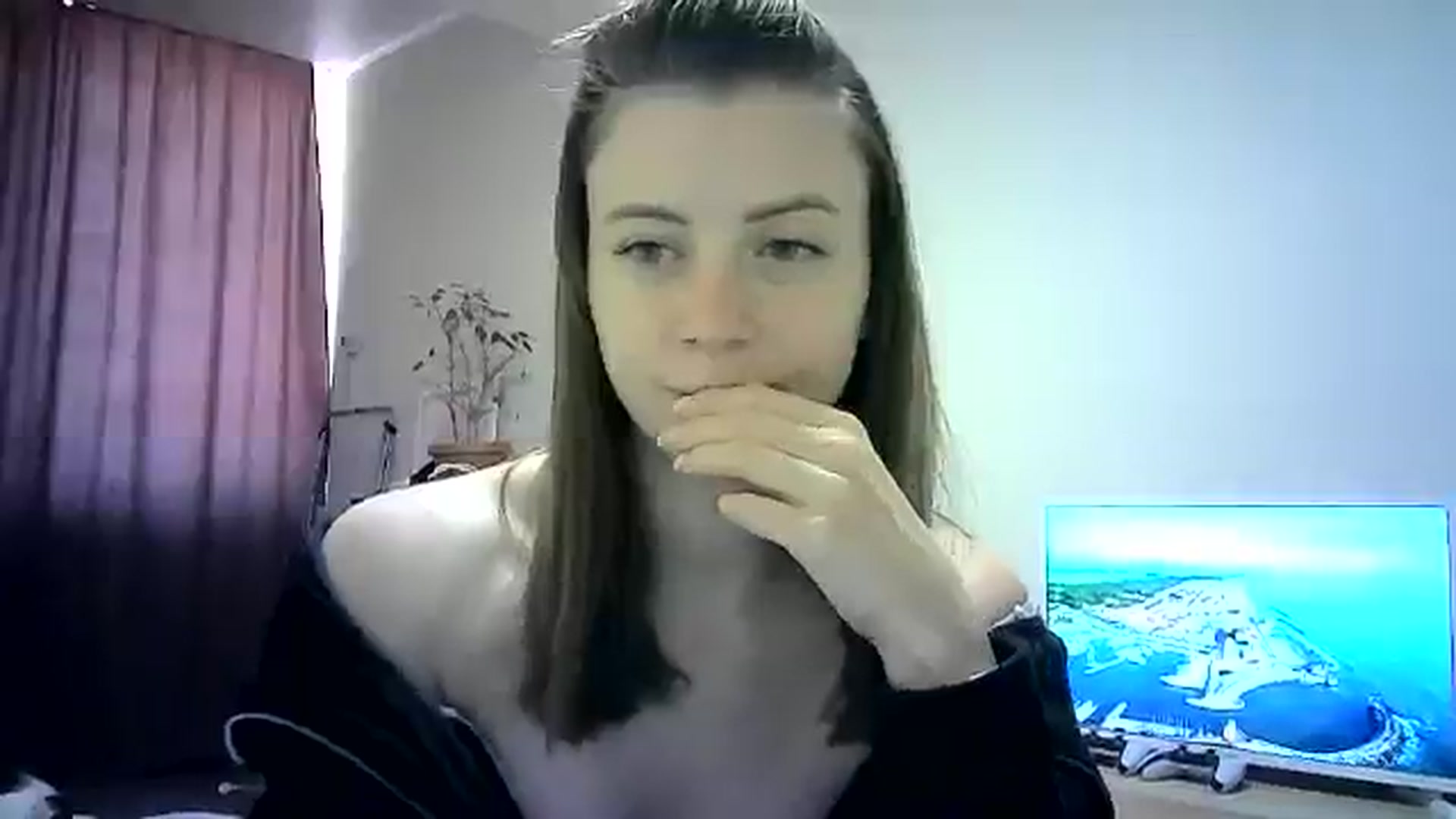 Gallery image thumbnail from Sulfate0's myfreecams stream on, 06/03/2024, 11:11 image 8 of 20