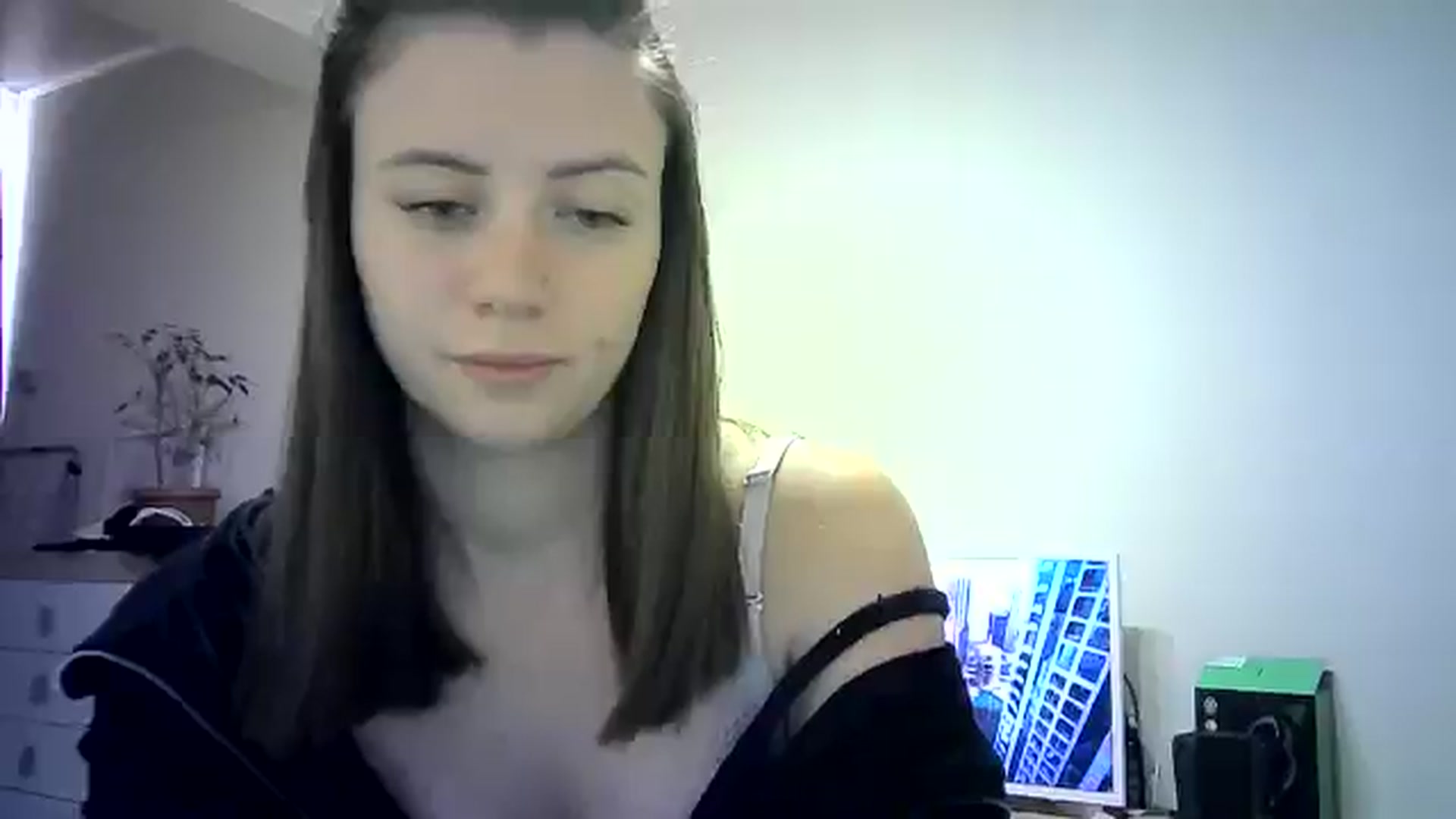 Gallery image thumbnail from Sulfate0's myfreecams stream on, 06/03/2024, 11:11 image 18 of 20