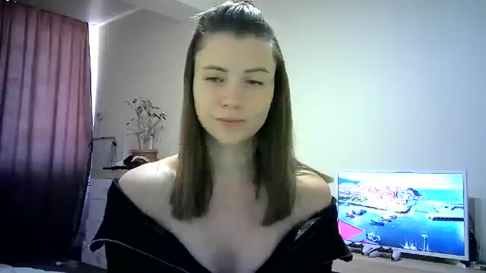 Gallery image thumbnail from Sulfate0's myfreecams stream on, 06/03/2024, 11:11 image 3 of 20