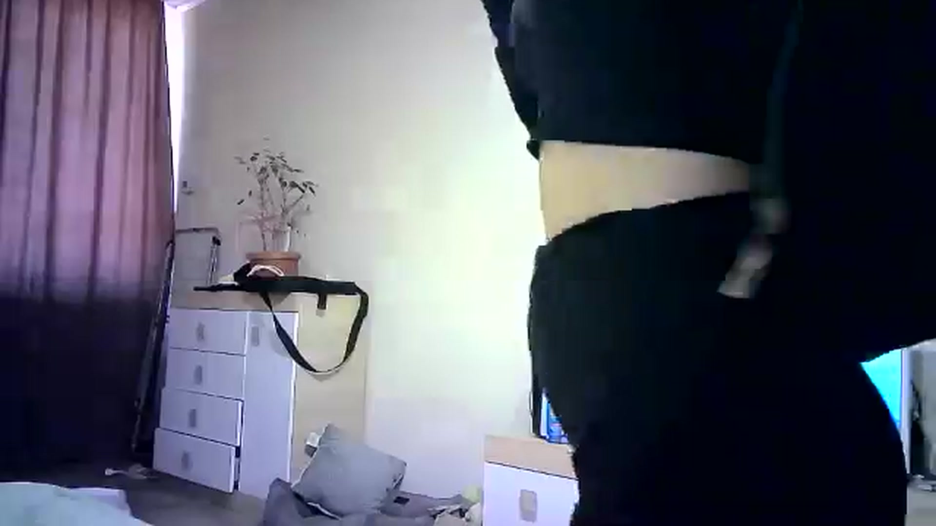Gallery image thumbnail from Sulfate0's myfreecams stream on, 06/03/2024, 12:02 image 8 of 20
