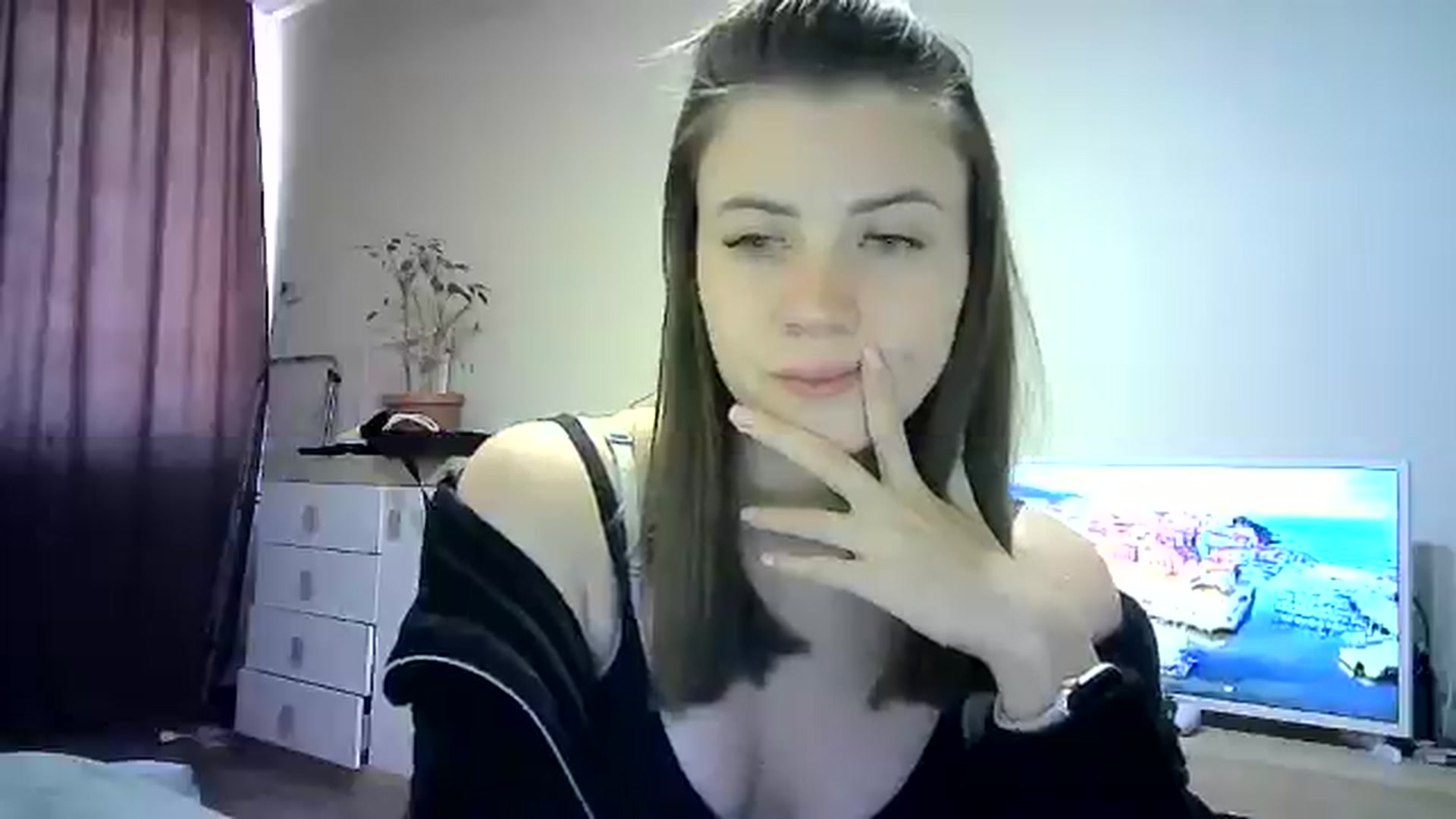 Gallery image thumbnail from Sulfate0's myfreecams stream on, 06/03/2024, 12:02 image 15 of 20