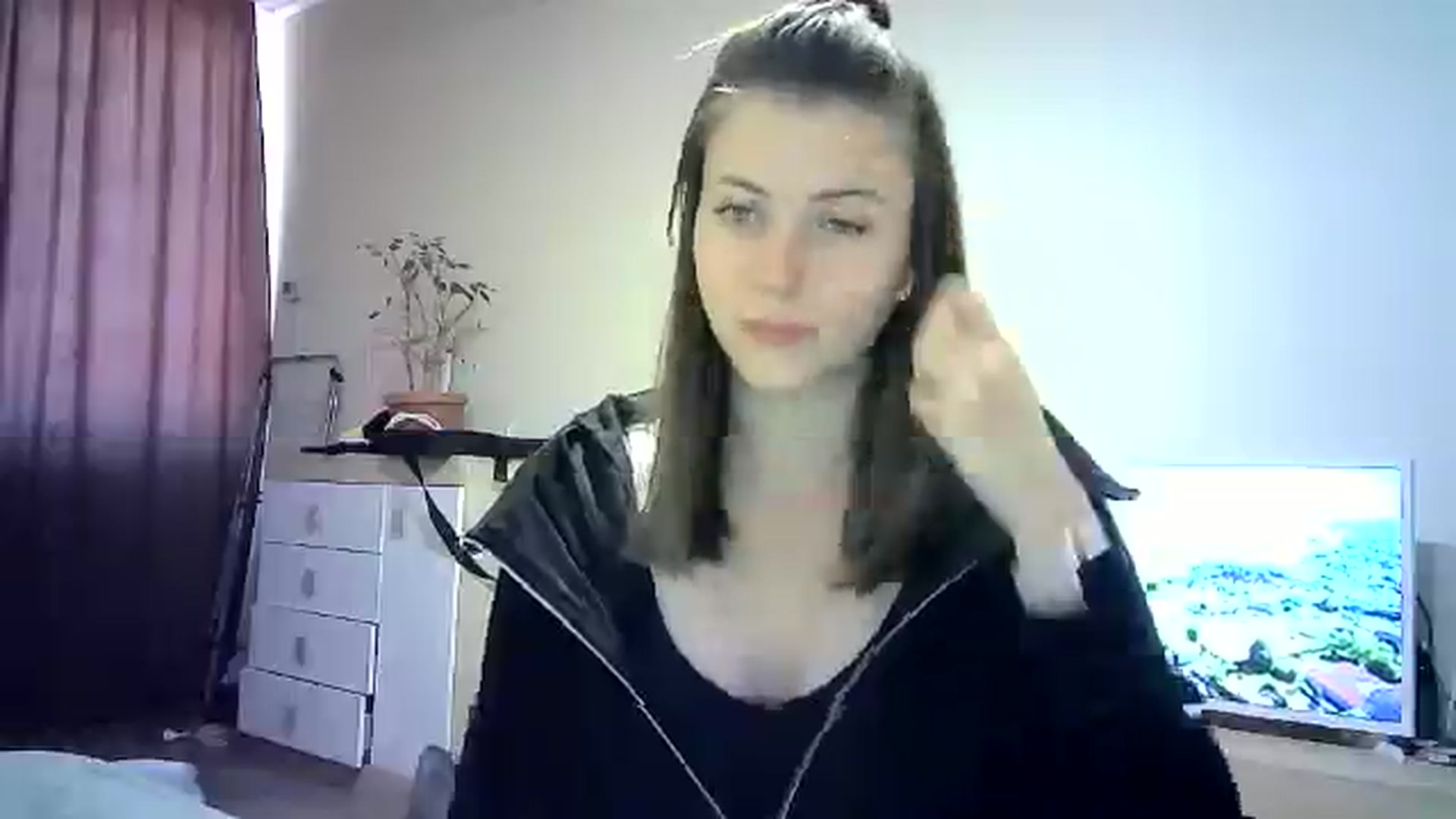 Gallery image thumbnail from Sulfate0's myfreecams stream on, 06/03/2024, 12:02 image 11 of 20