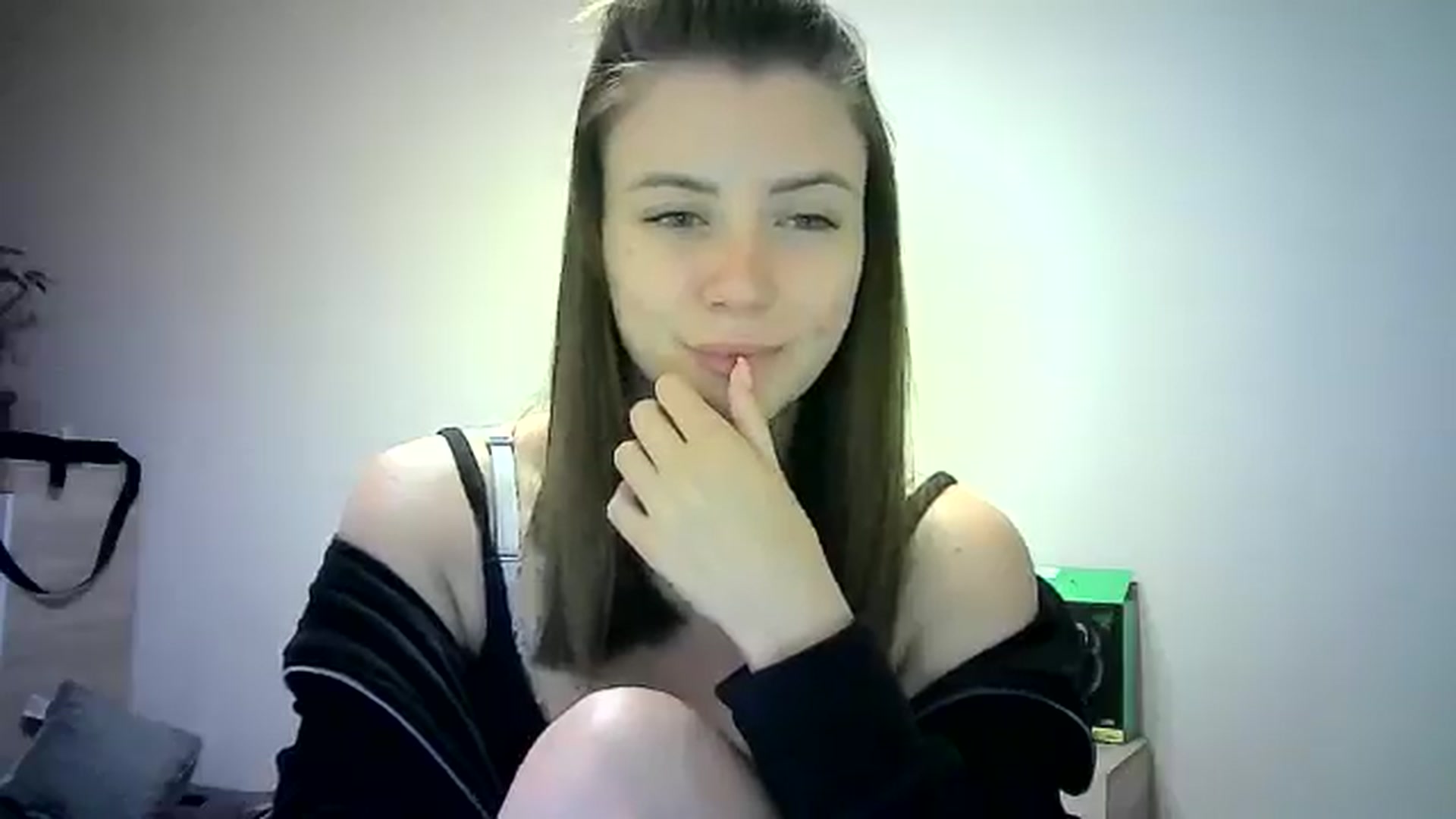 Gallery image thumbnail from Sulfate0's myfreecams stream on, 06/03/2024, 12:02 image 17 of 20