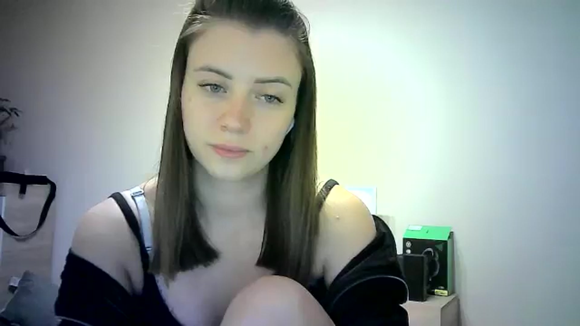 Gallery image thumbnail from Sulfate0's myfreecams stream on, 06/03/2024, 12:02 image 18 of 20