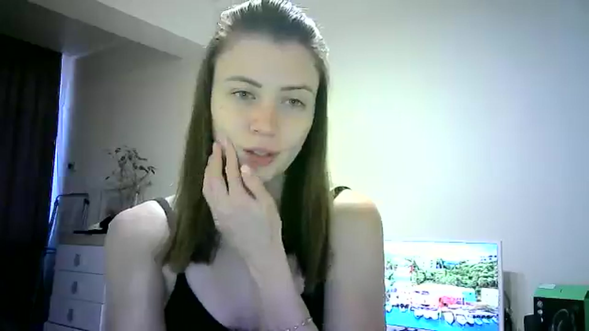 Gallery image thumbnail from Sulfate0's myfreecams stream on, 06/03/2024, 15:43 image 3 of 20