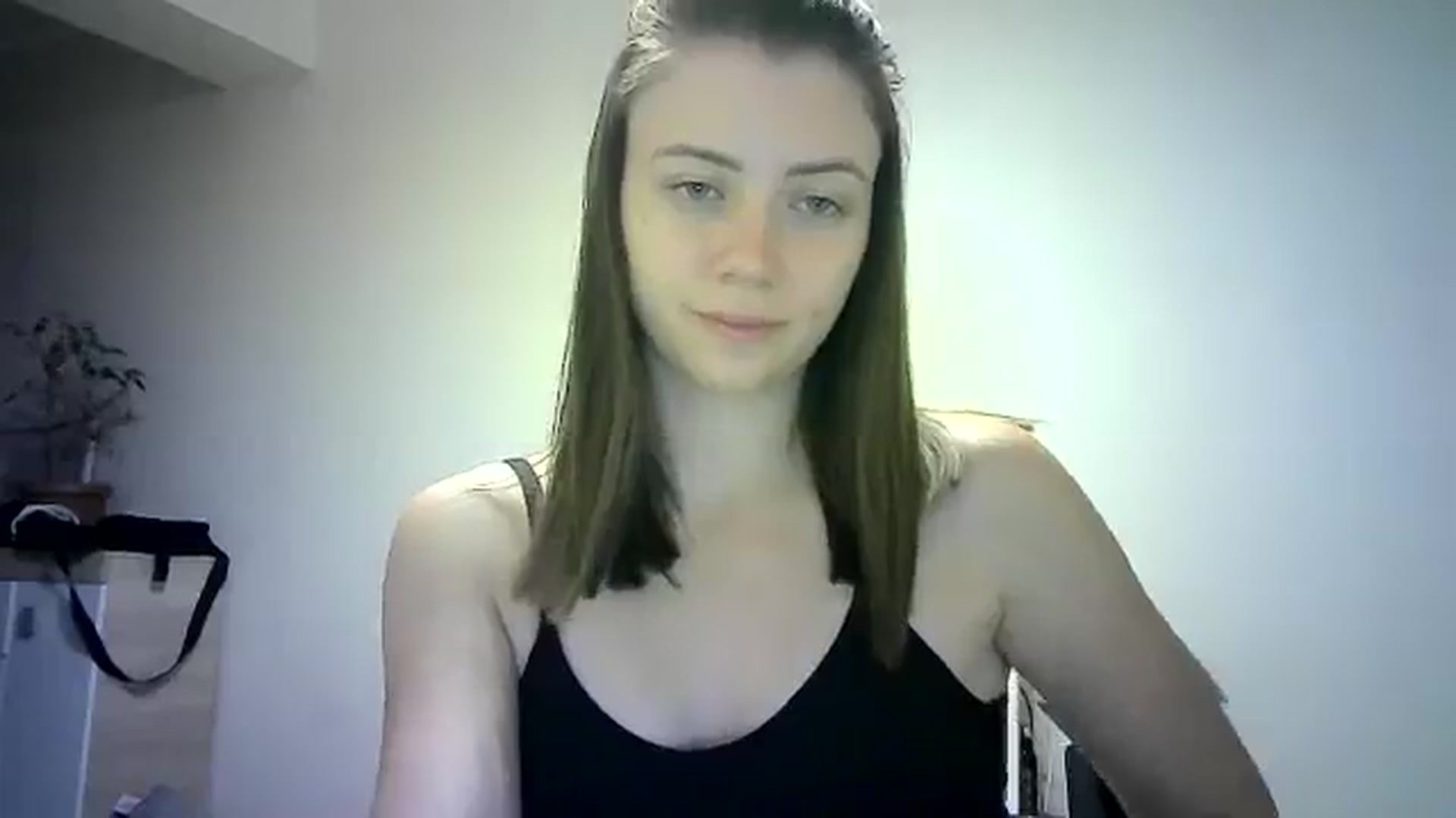 Gallery image thumbnail from Sulfate0's myfreecams stream on, 06/03/2024, 16:30 image 3 of 20