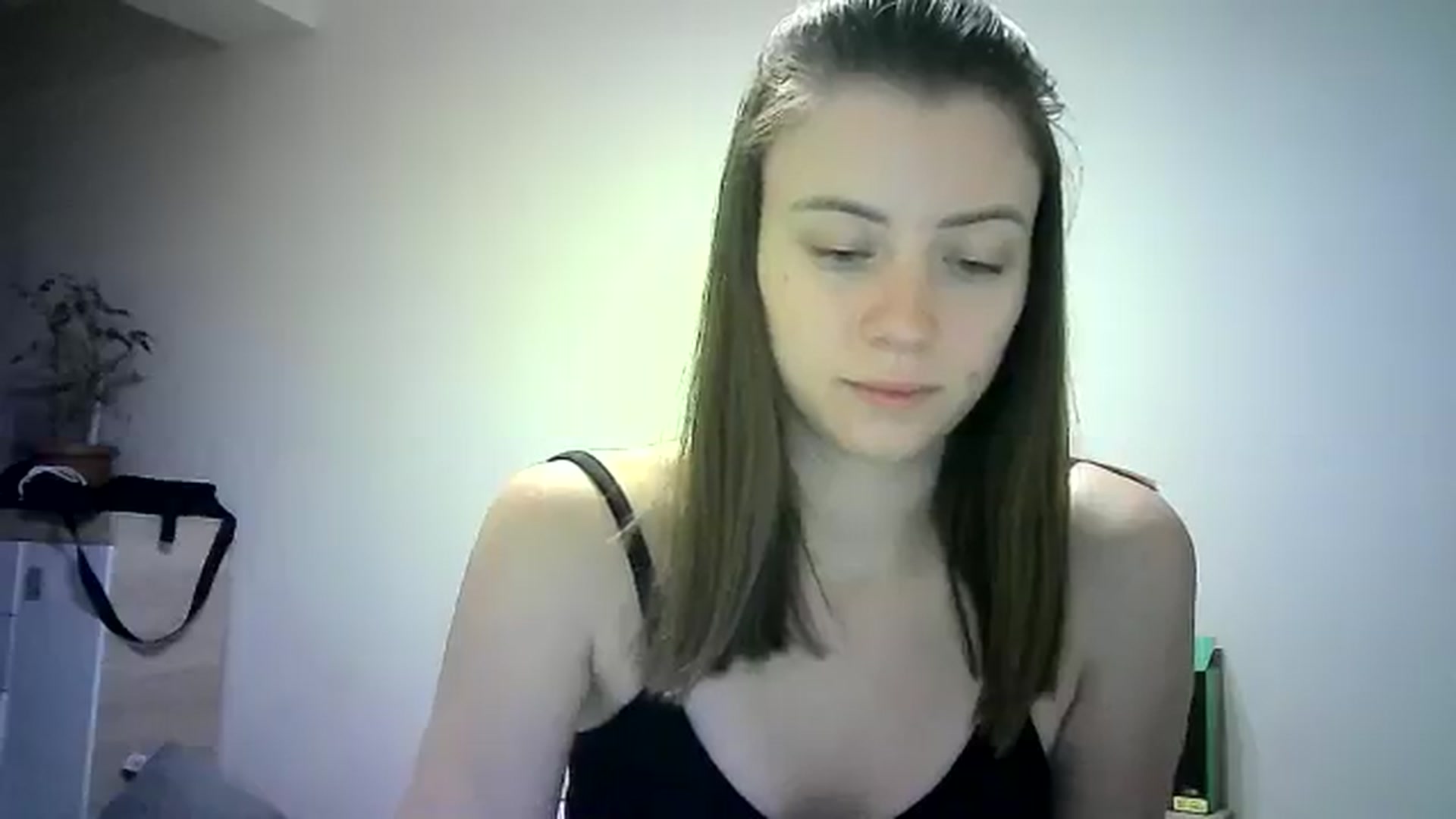 Gallery image thumbnail from Sulfate0's myfreecams stream on, 06/03/2024, 16:30 image 7 of 20