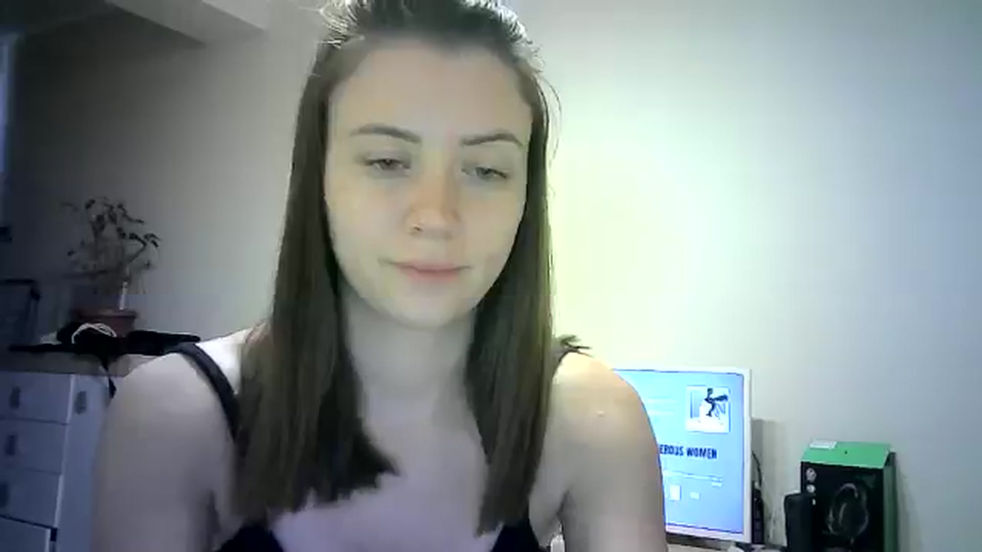 Gallery image thumbnail from Sulfate0's myfreecams stream on, 06/03/2024, 16:30 image 17 of 20