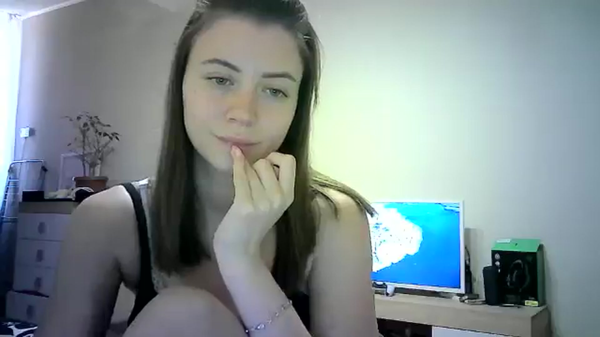 Gallery image thumbnail from Sulfate0's myfreecams stream on, 06/06/2024, 10:00 image 10 of 20