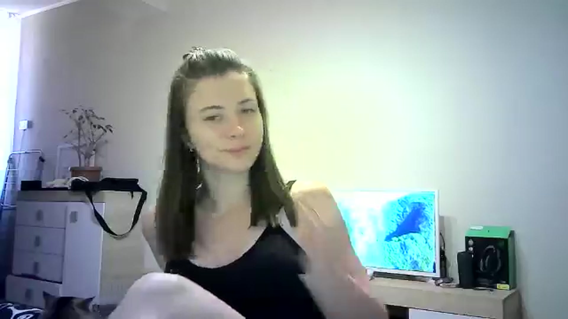 Gallery image thumbnail from Sulfate0's myfreecams stream on, 06/06/2024, 10:00 image 4 of 20