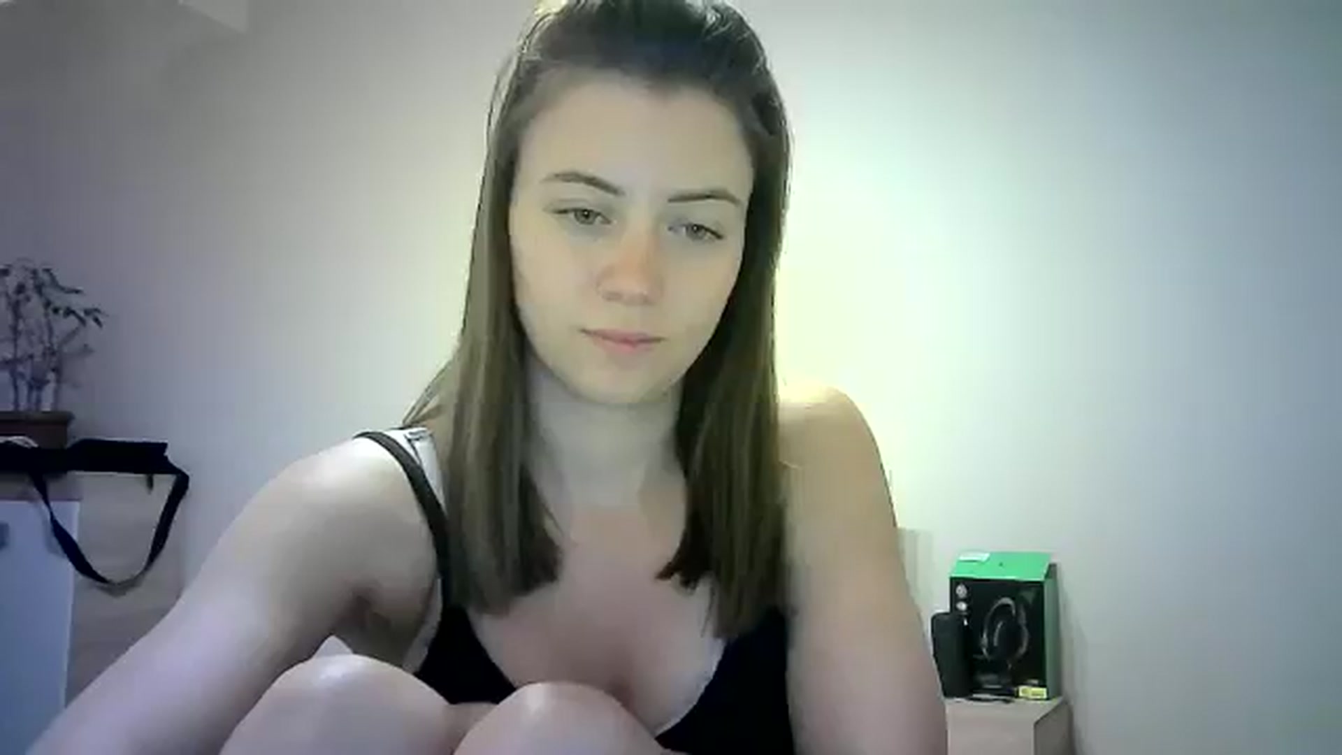Gallery image thumbnail from Sulfate0's myfreecams stream on, 06/06/2024, 10:35 image 15 of 20