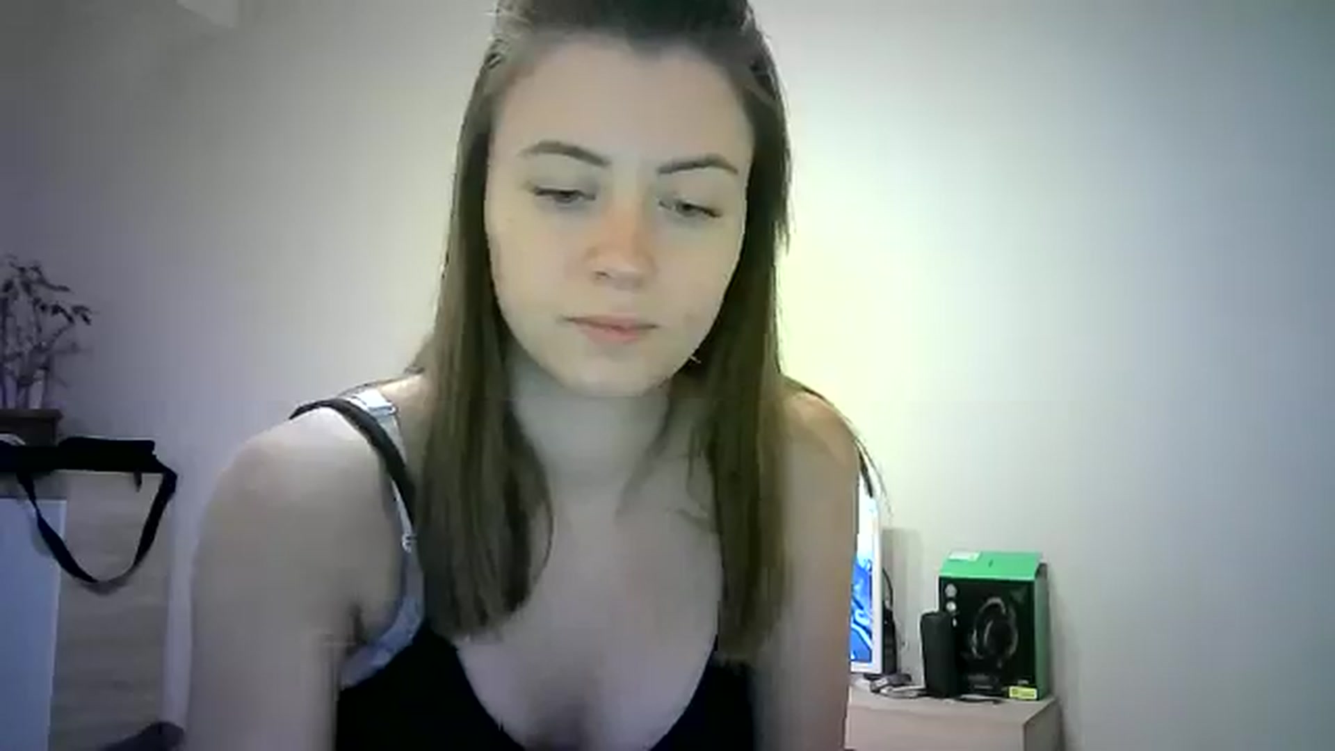 Gallery image thumbnail from Sulfate0's myfreecams stream on, 06/06/2024, 10:35 image 2 of 20