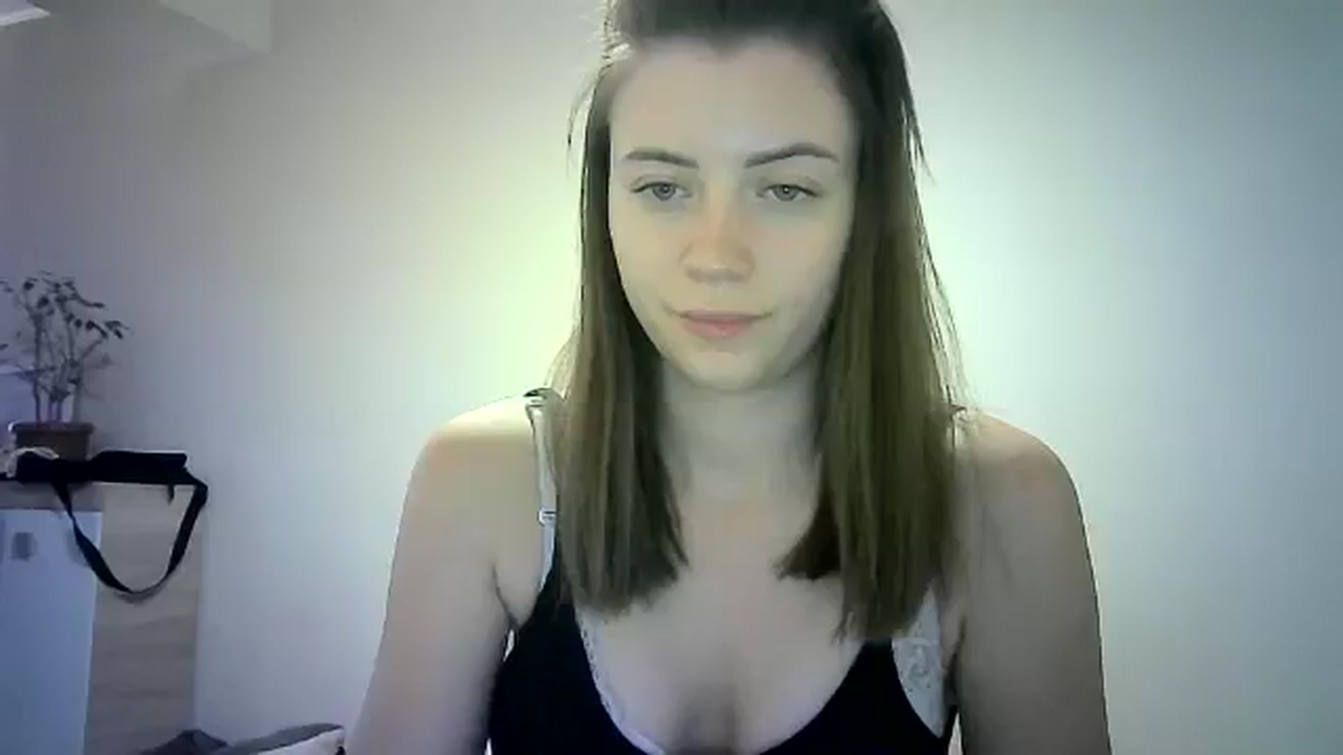 Gallery image thumbnail from Sulfate0's myfreecams stream on, 06/06/2024, 11:18 image 18 of 20