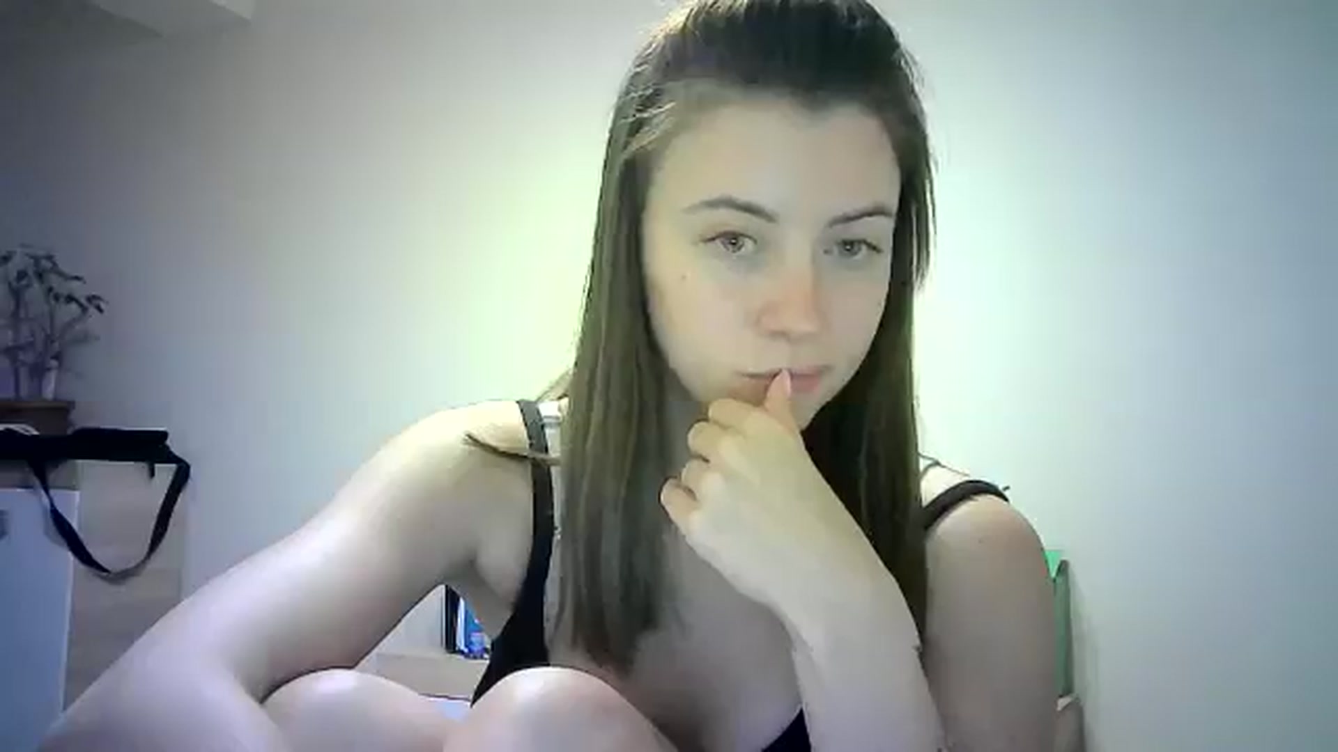 Gallery image thumbnail from Sulfate0's myfreecams stream on, 06/06/2024, 12:01 image 4 of 20