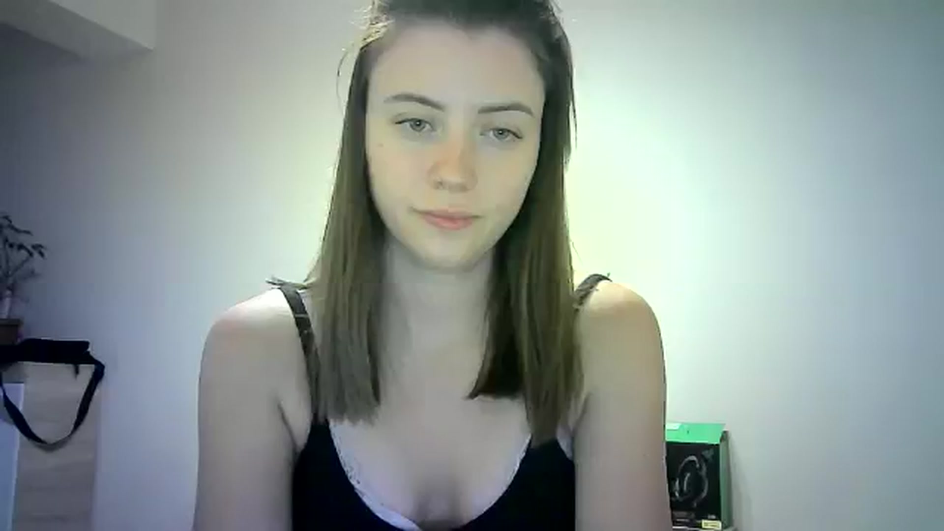 Gallery image thumbnail from Sulfate0's myfreecams stream on, 06/06/2024, 12:01 image 1 of 20