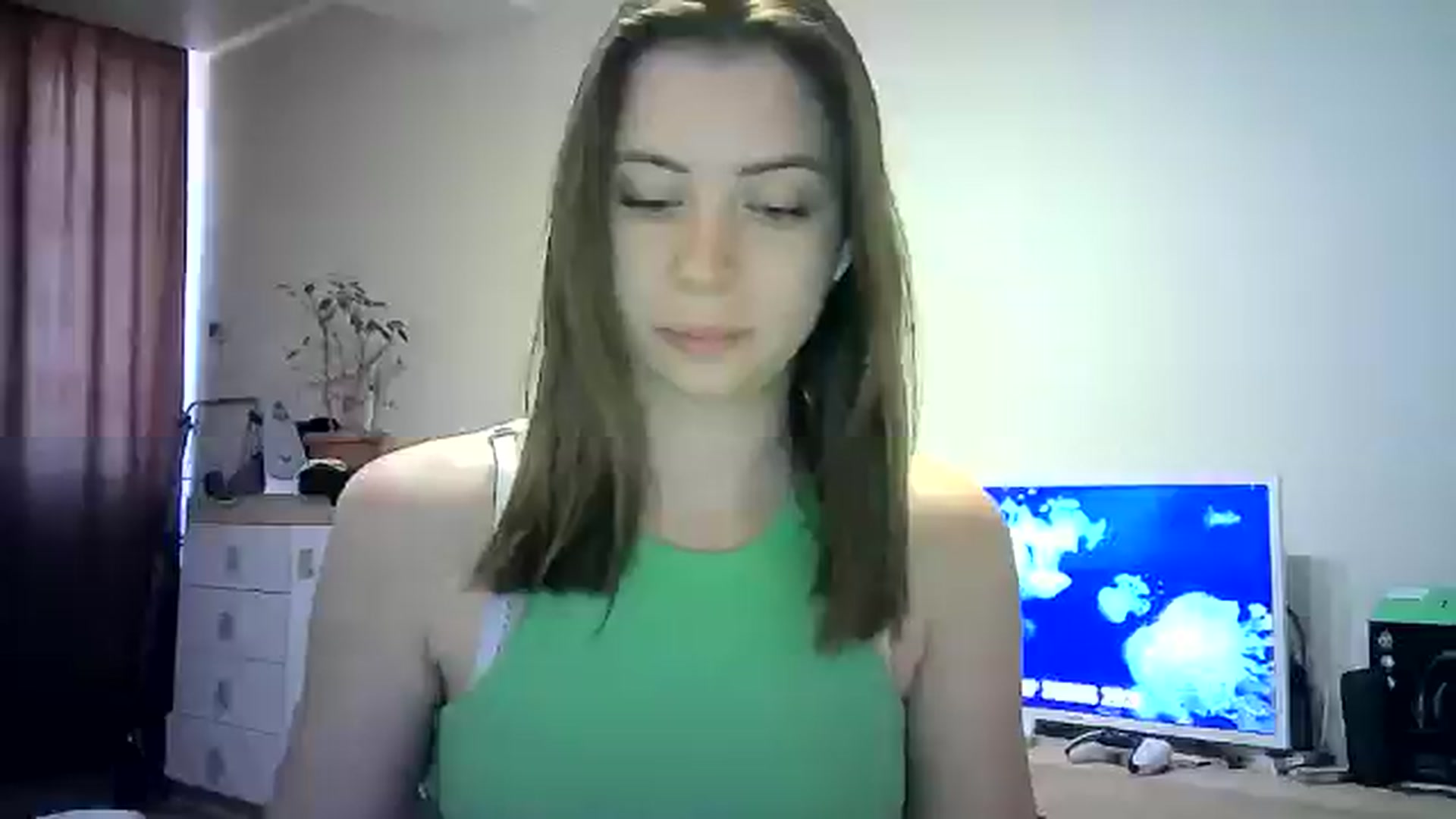 Gallery image thumbnail from Sulfate0's myfreecams stream on, 06/07/2024, 12:32 image 14 of 20
