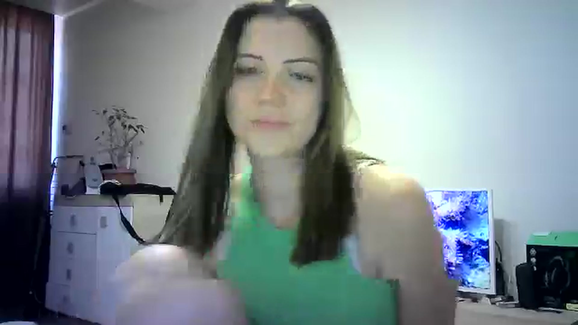 Gallery image thumbnail from Sulfate0's myfreecams stream on, 06/07/2024, 12:32 image 20 of 20