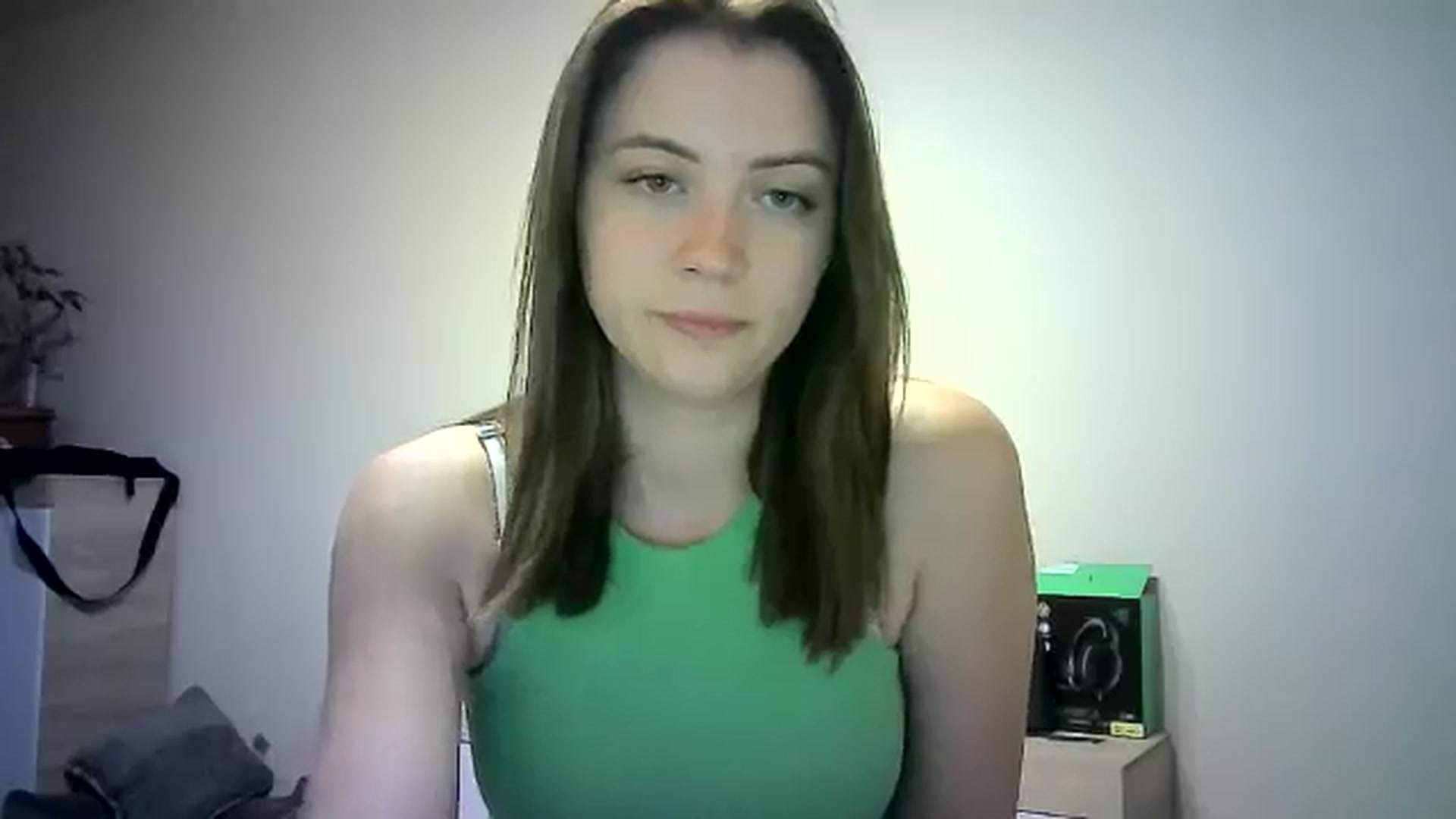 Gallery image thumbnail from Sulfate0's myfreecams stream on, 06/07/2024, 13:04 image 2 of 20