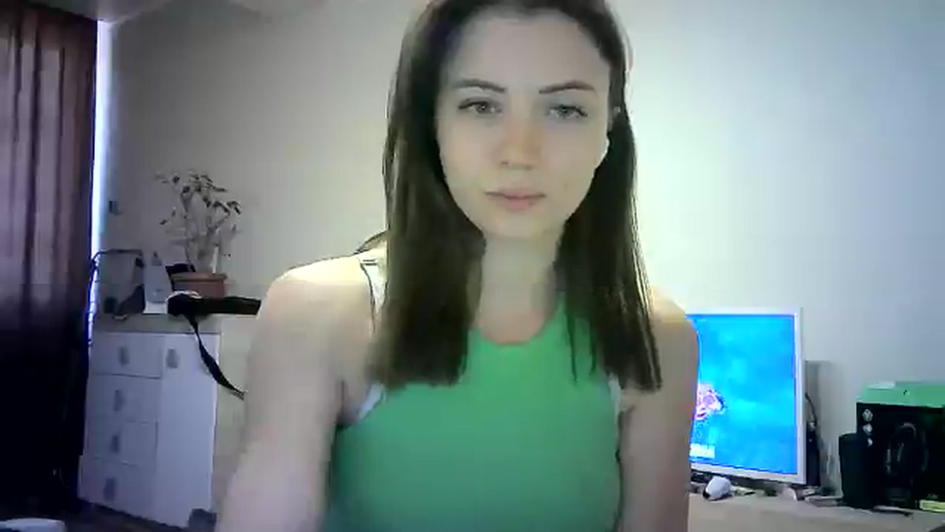 Gallery image thumbnail from Sulfate0's myfreecams stream on, 06/07/2024, 13:04 image 16 of 20