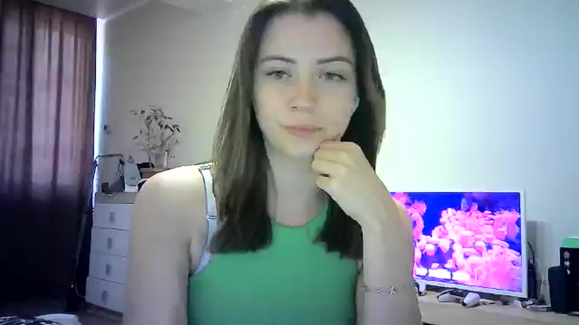 Gallery image thumbnail from Sulfate0's myfreecams stream on, 06/07/2024, 13:04 image 7 of 20