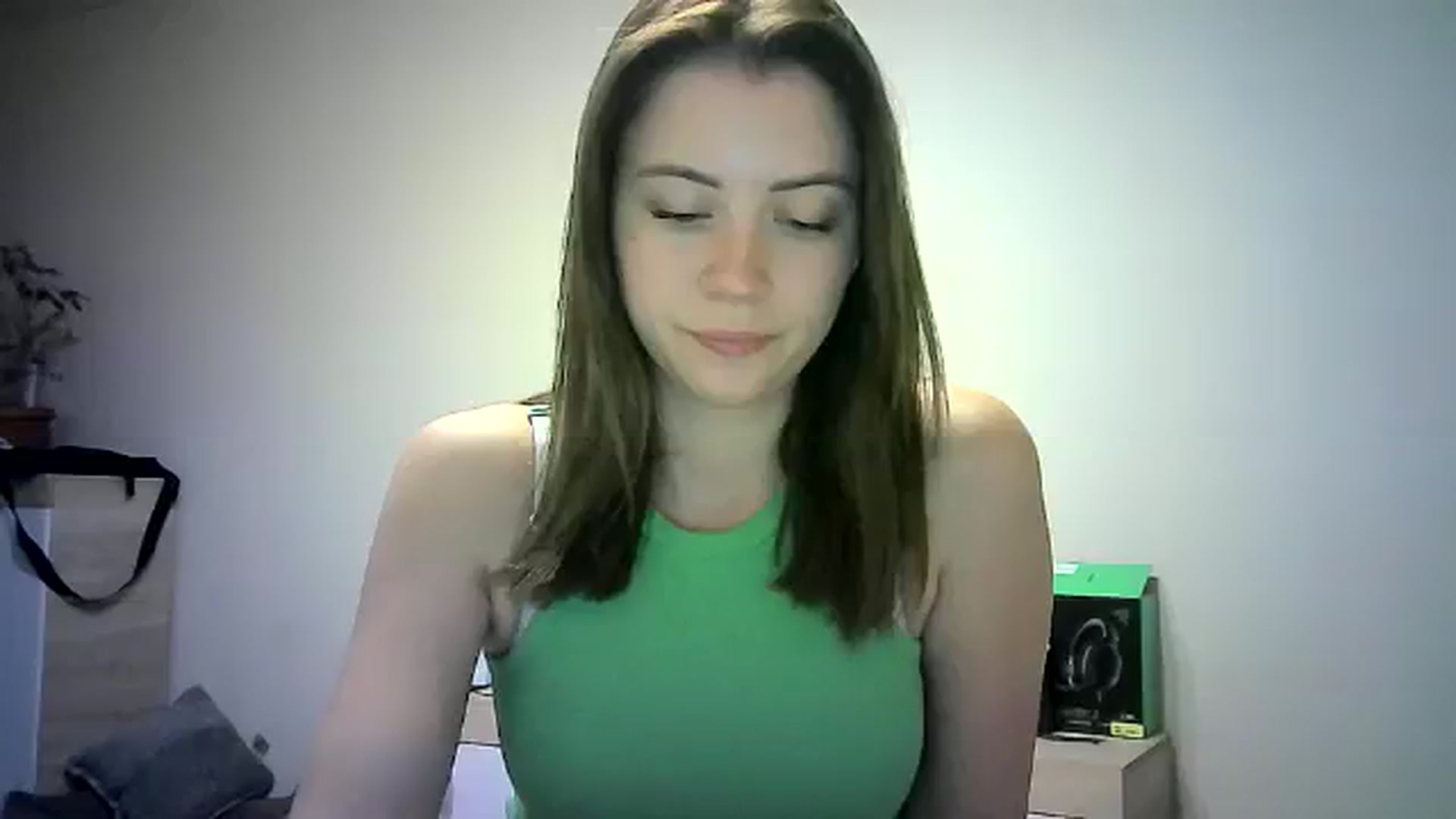 Gallery image thumbnail from Sulfate0's myfreecams stream on, 06/07/2024, 13:04 image 1 of 20