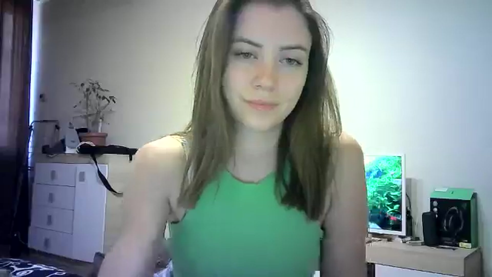 Gallery image thumbnail from Sulfate0's myfreecams stream on, 06/07/2024, 14:03 image 3 of 20