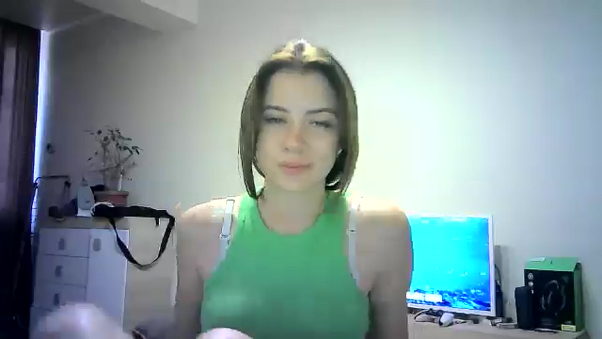 Gallery image thumbnail from Sulfate0's myfreecams stream on, 06/07/2024, 14:03 image 9 of 20