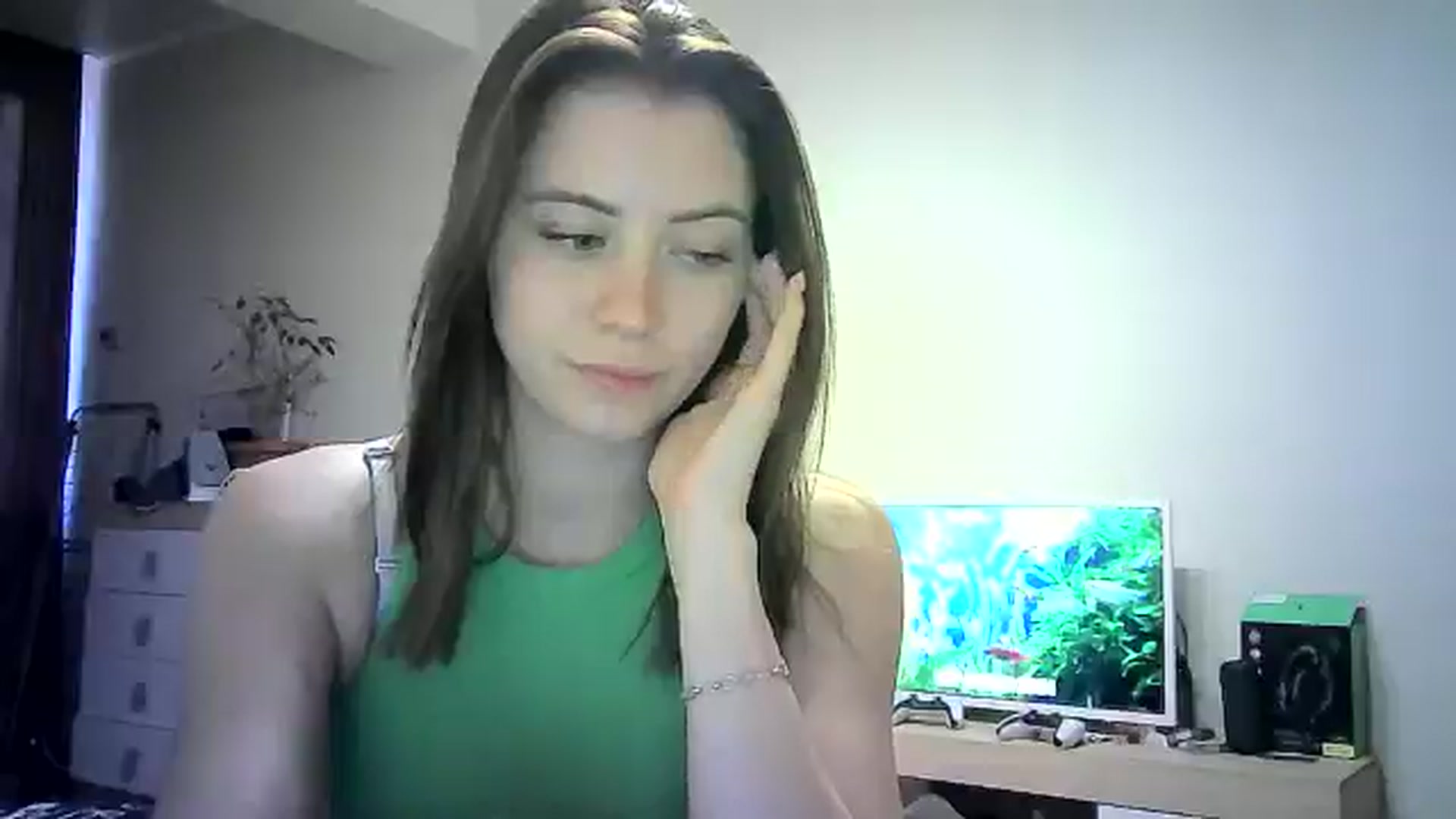 Gallery image thumbnail from Sulfate0's myfreecams stream on, 06/07/2024, 14:38 image 20 of 20
