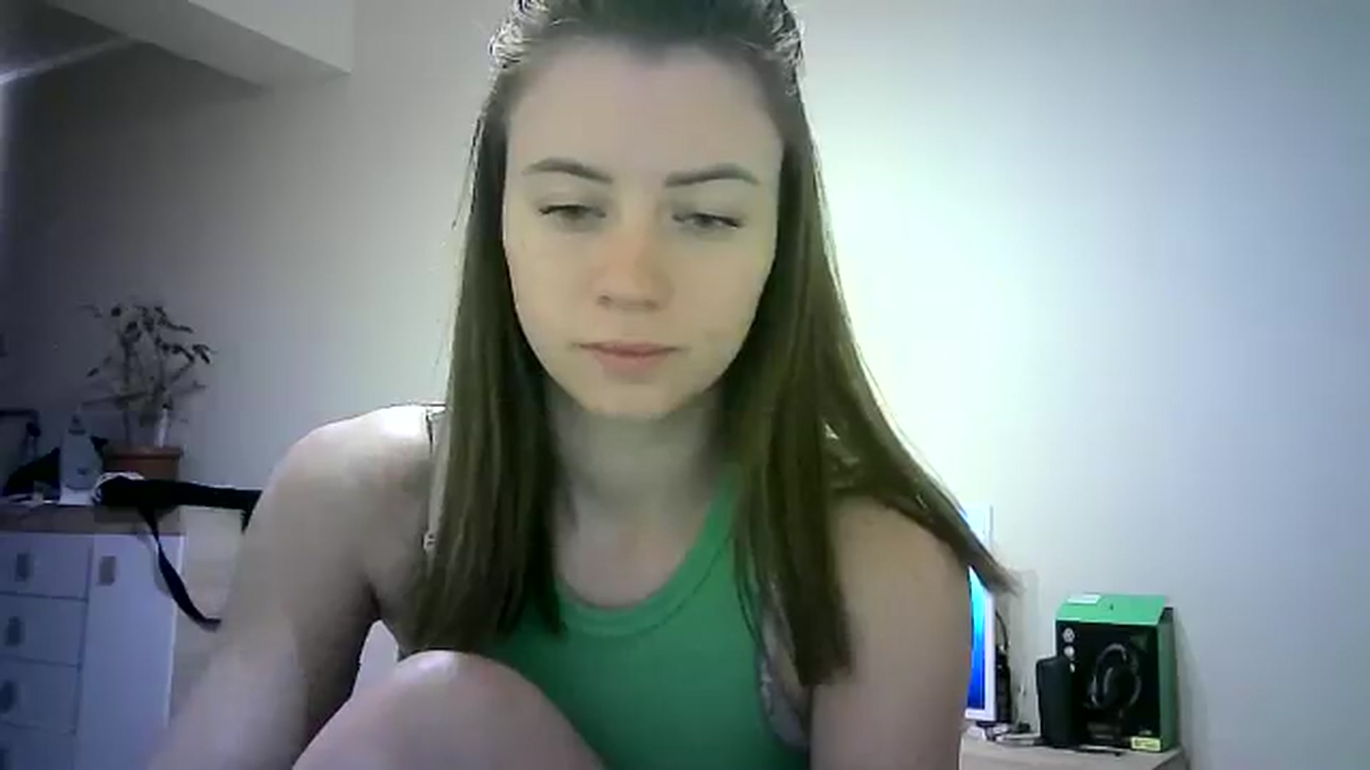 Gallery image thumbnail from Sulfate0's myfreecams stream on, 06/08/2024, 07:00 image 3 of 20