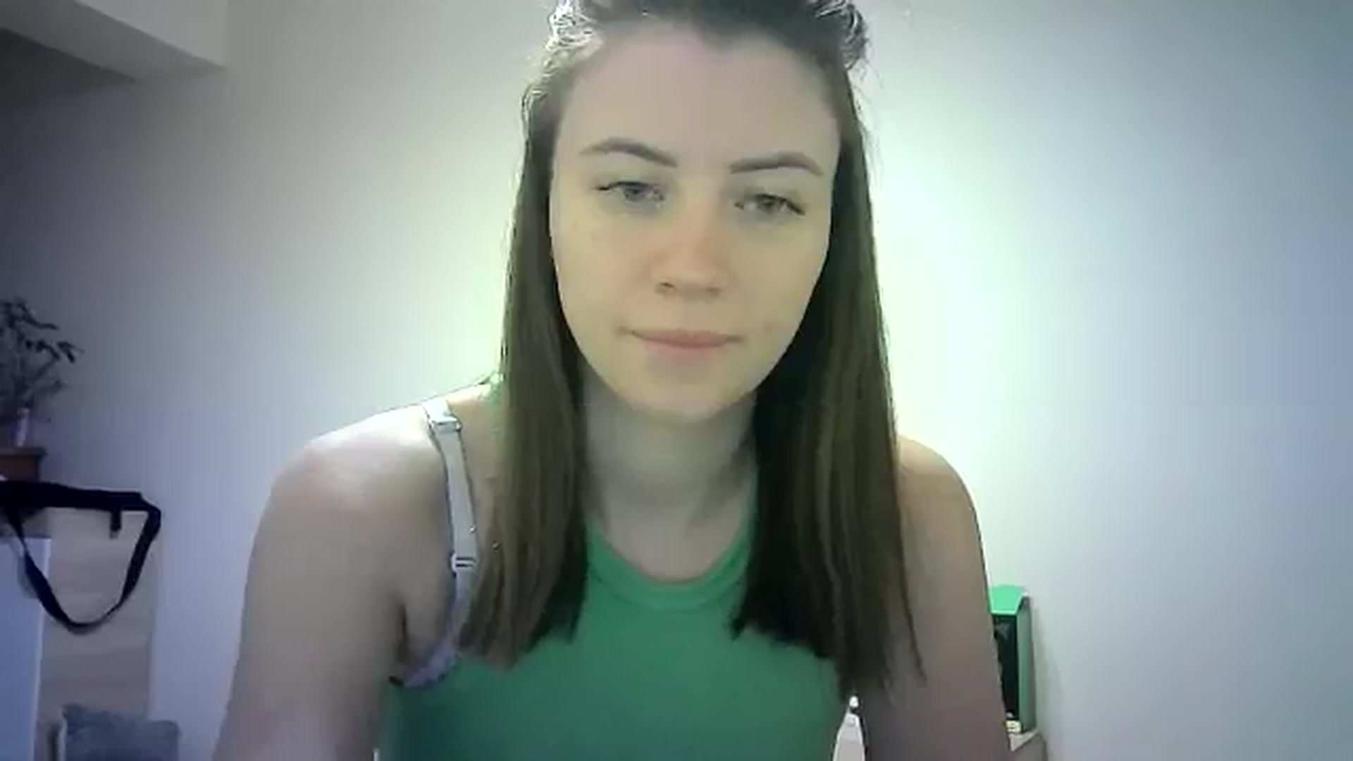Gallery image thumbnail from Sulfate0's myfreecams stream on, 06/08/2024, 07:00 image 15 of 20