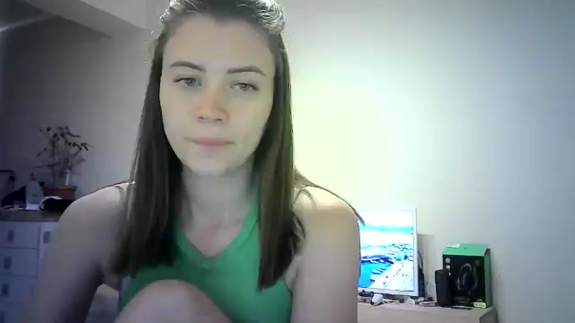 Gallery image thumbnail from Sulfate0's myfreecams stream on, 06/08/2024, 07:27 image 12 of 20