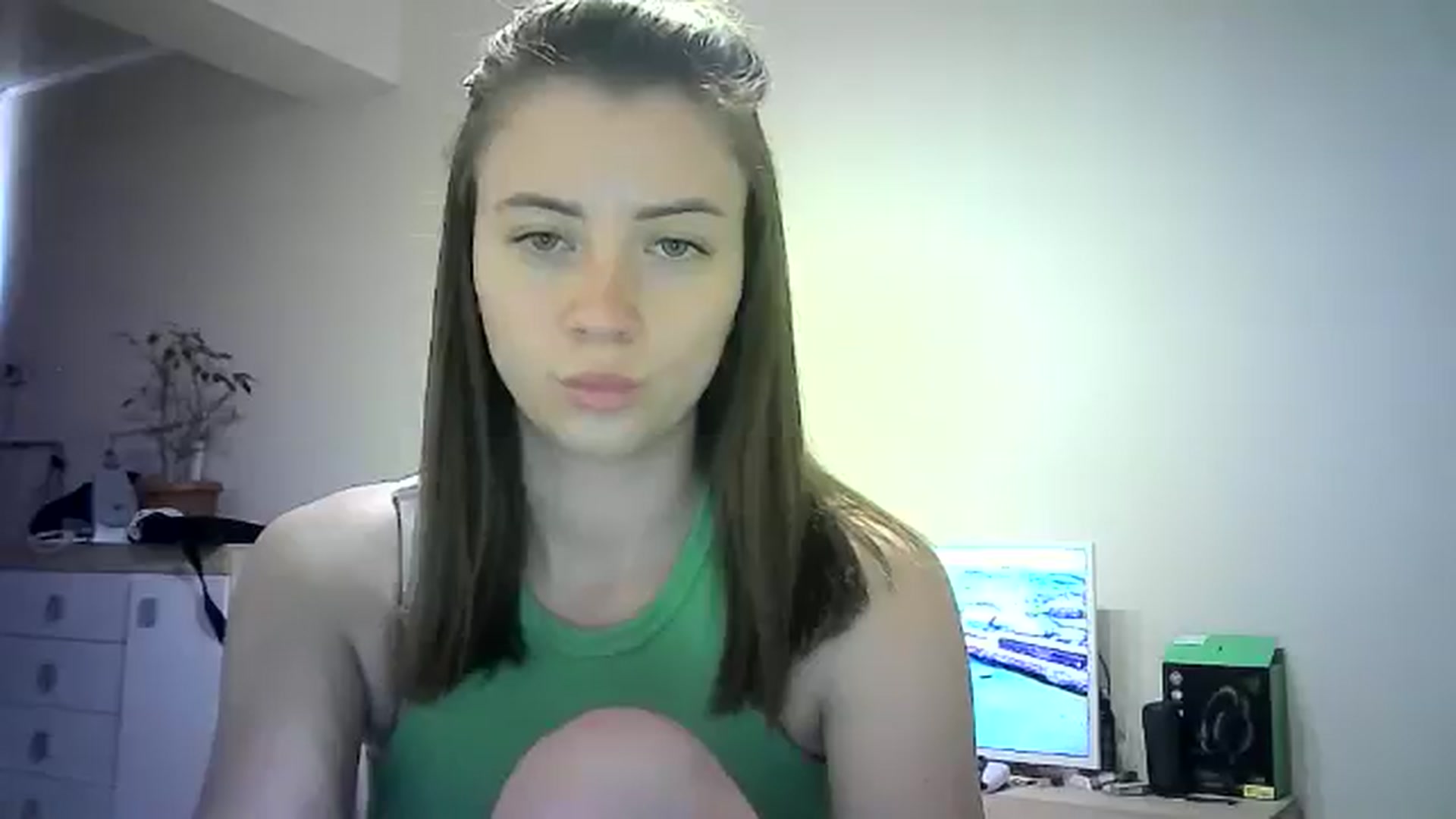 Gallery image thumbnail from Sulfate0's myfreecams stream on, 06/08/2024, 07:48 image 20 of 20