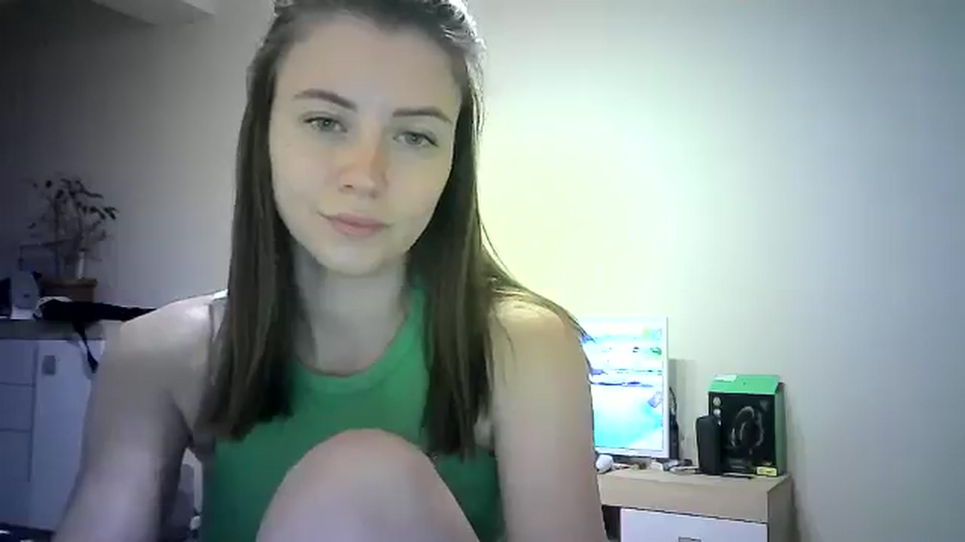 Gallery image thumbnail from Sulfate0's myfreecams stream on, 06/08/2024, 08:20 image 18 of 20