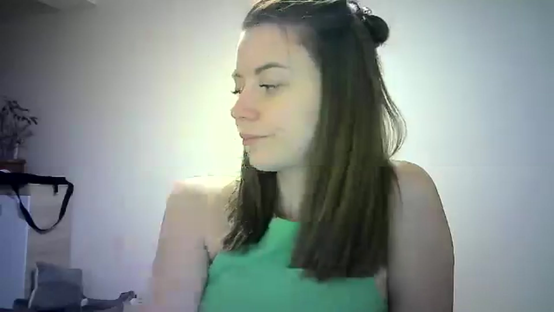 Gallery image thumbnail from Sulfate0's myfreecams stream on, 06/08/2024, 08:20 image 12 of 20