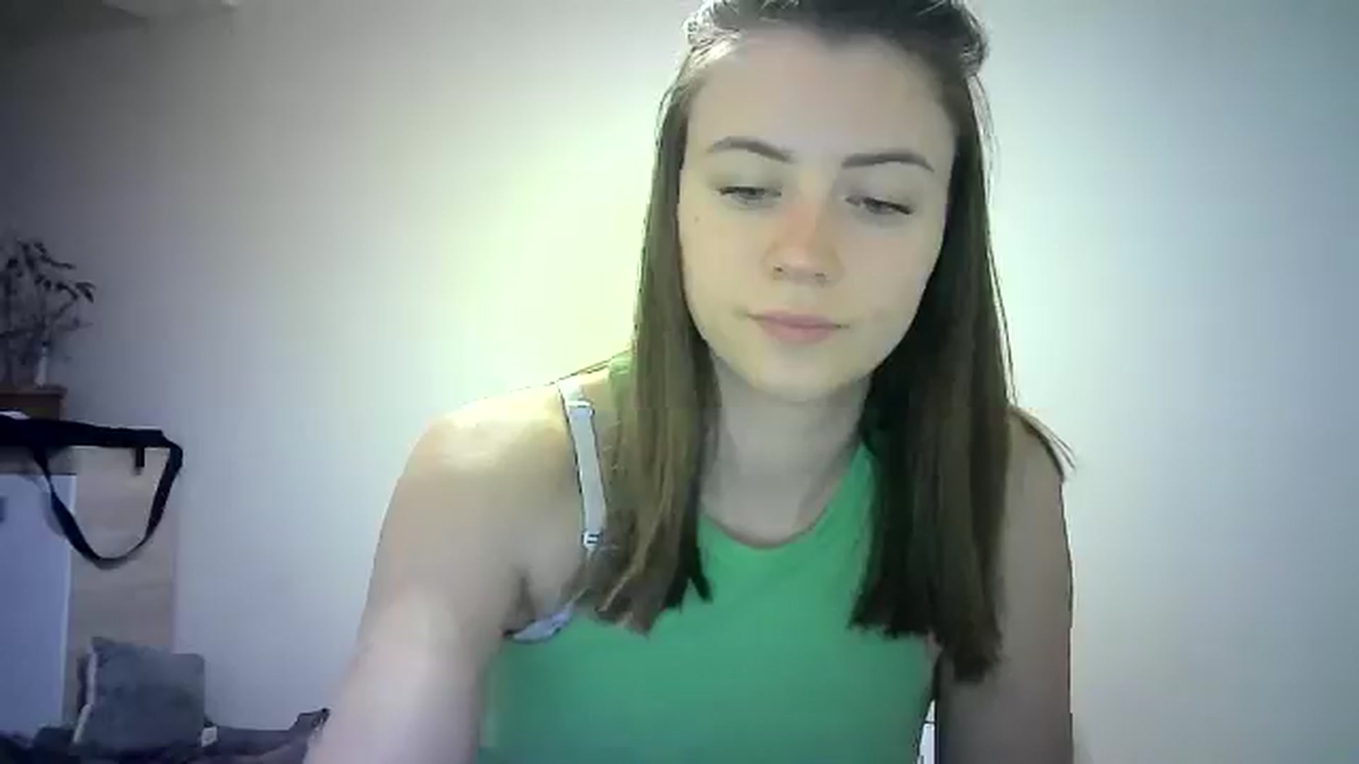 Gallery image thumbnail from Sulfate0's myfreecams stream on, 06/08/2024, 08:20 image 2 of 20