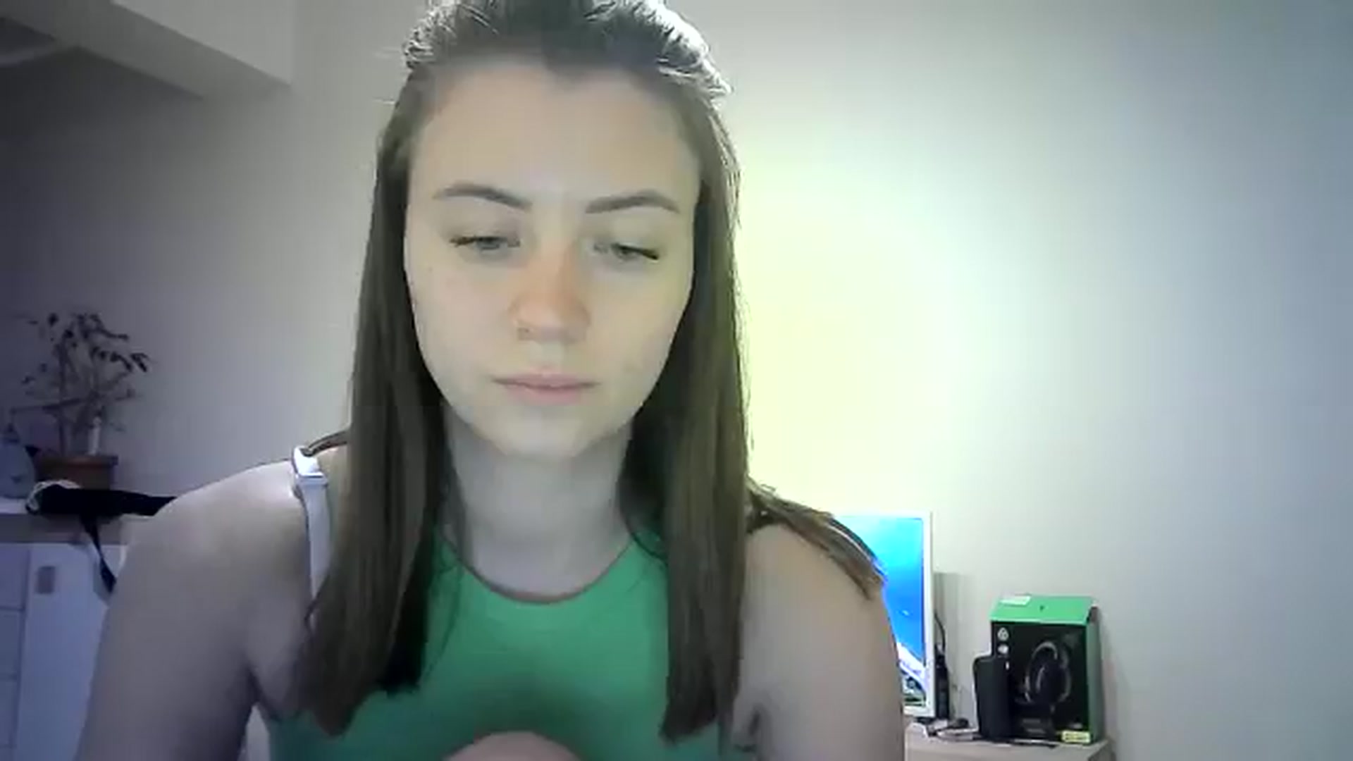 Gallery image thumbnail from Sulfate0's myfreecams stream on, 06/08/2024, 09:08 image 14 of 20
