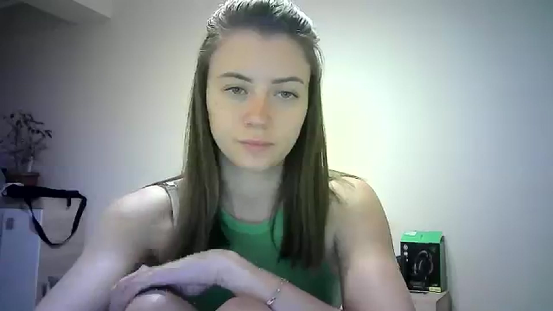 Gallery image thumbnail from Sulfate0's myfreecams stream on, 06/08/2024, 09:08 image 8 of 20