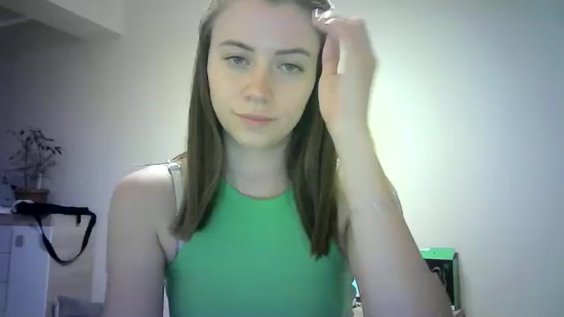 Gallery image thumbnail from Sulfate0's myfreecams stream on, 06/08/2024, 09:08 image 10 of 20