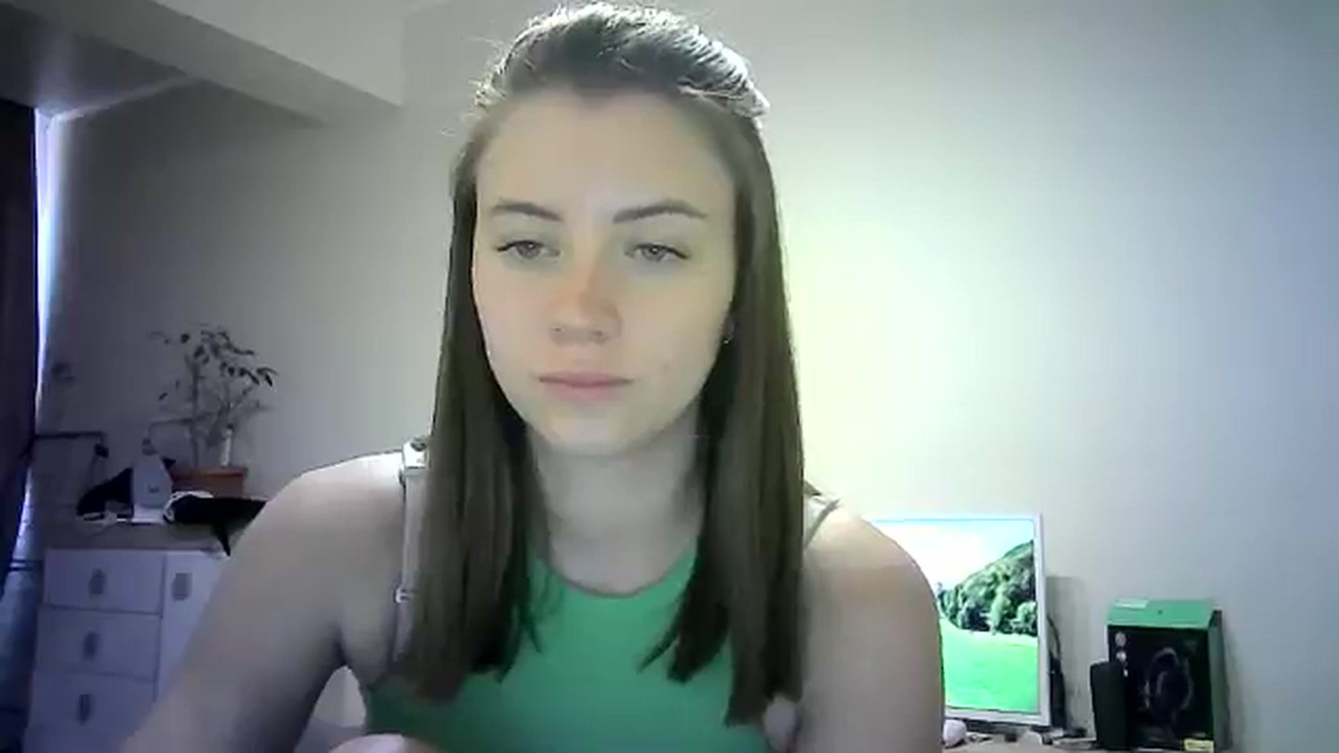 Gallery image thumbnail from Sulfate0's myfreecams stream on, 06/08/2024, 09:08 image 16 of 20