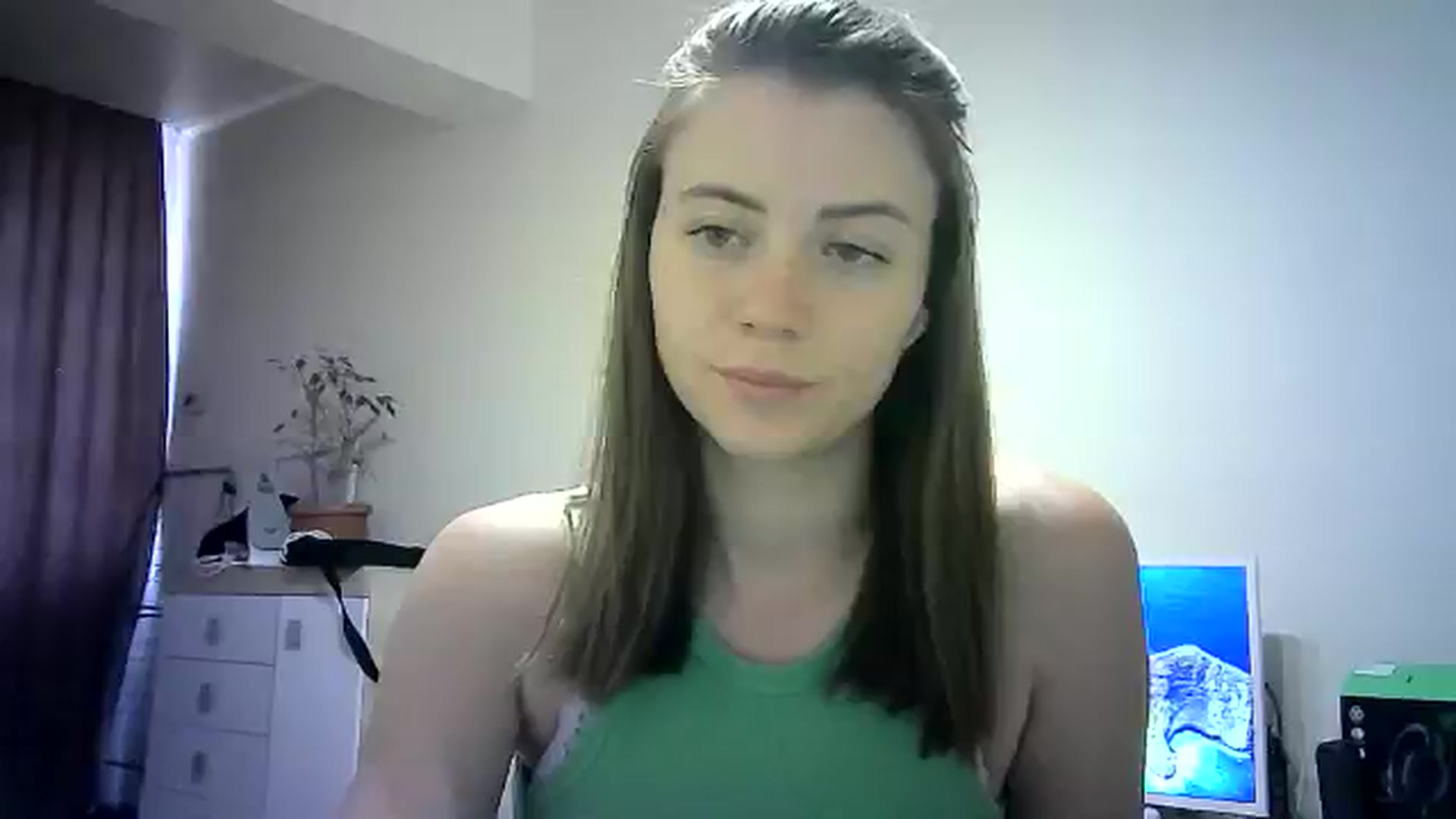 Gallery image thumbnail from Sulfate0's myfreecams stream on, 06/08/2024, 10:47 image 4 of 20