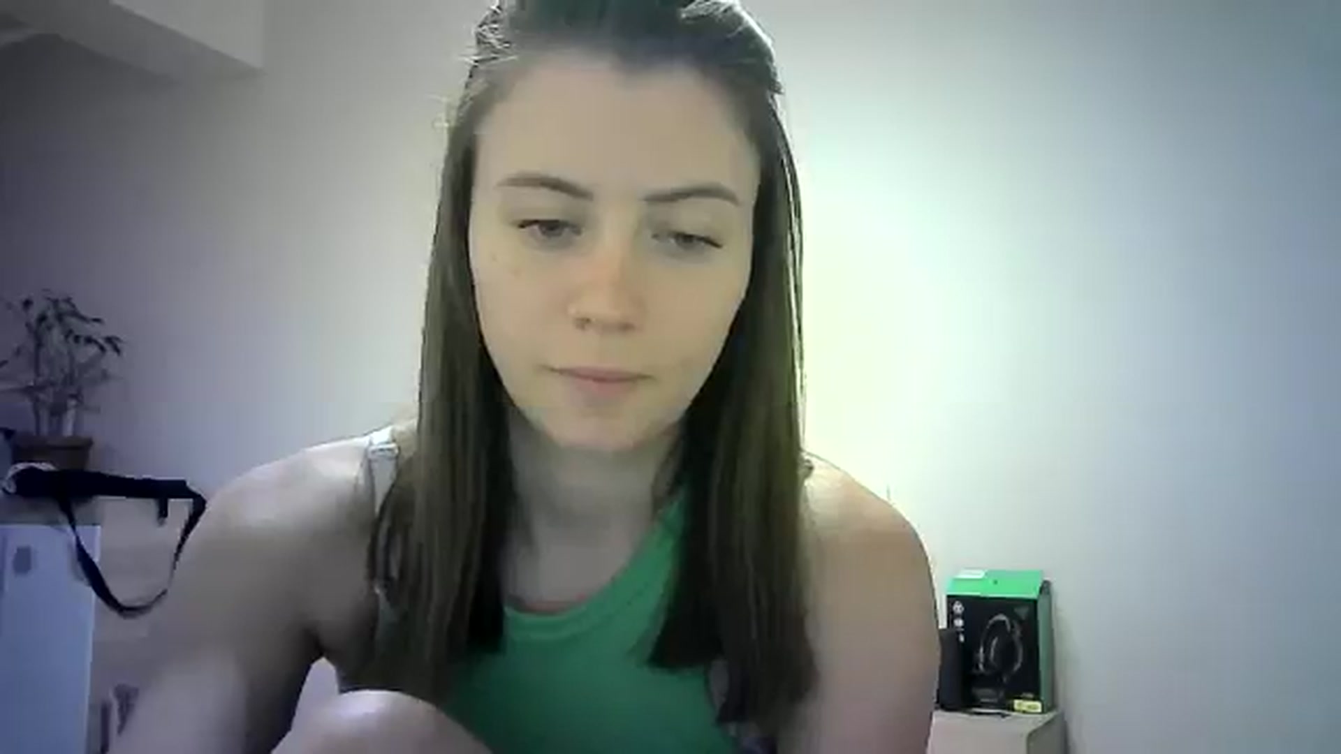 Gallery image thumbnail from Sulfate0's myfreecams stream on, 06/08/2024, 11:46 image 11 of 20