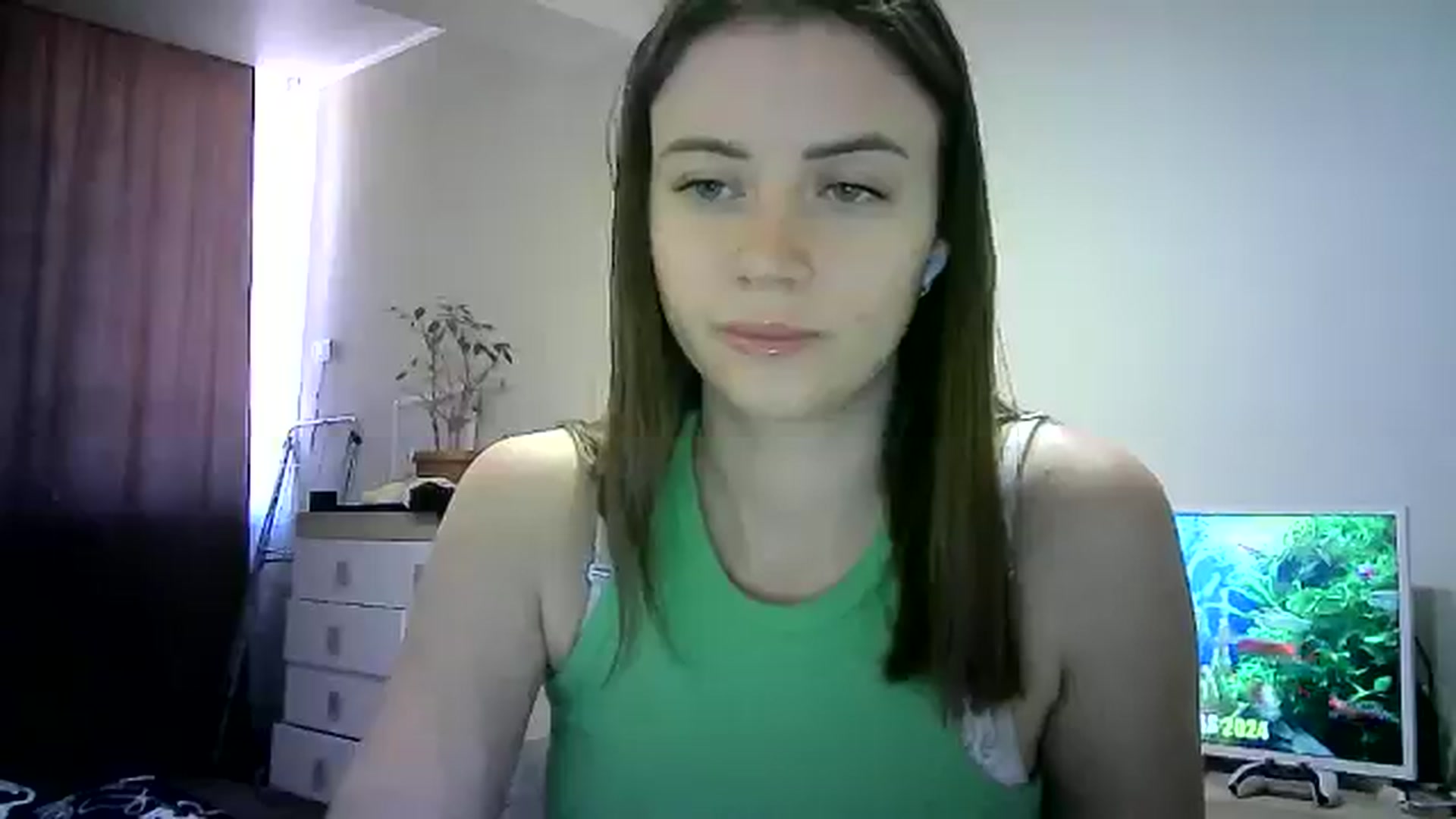 Gallery image thumbnail from Sulfate0's myfreecams stream on, 06/09/2024, 08:56 image 19 of 20