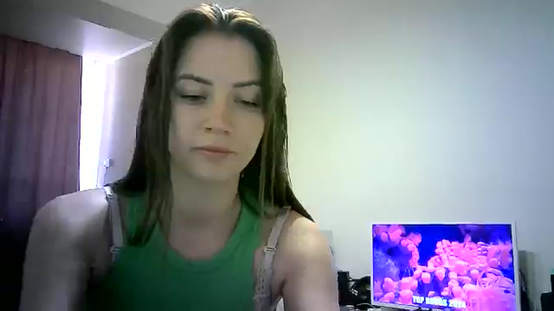 Gallery image thumbnail from Sulfate0's myfreecams stream on, 06/09/2024, 08:56 image 5 of 20