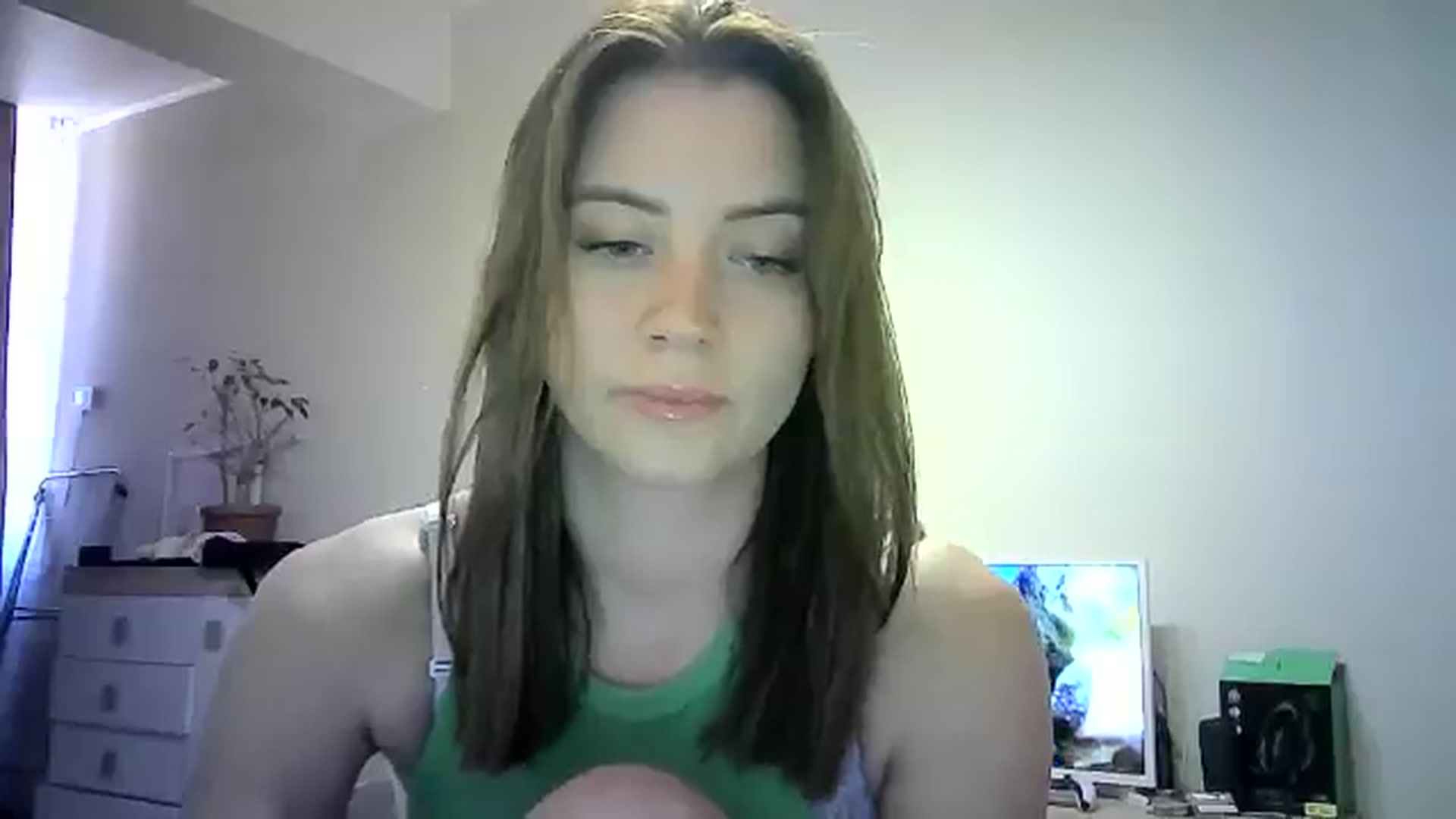 Gallery image thumbnail from Sulfate0's myfreecams stream on, 06/09/2024, 09:34 image 9 of 20