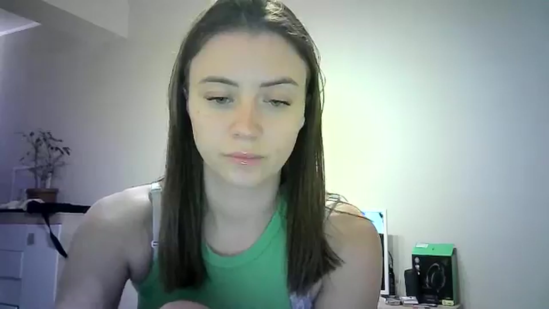 Gallery image thumbnail from Sulfate0's myfreecams stream on, 06/09/2024, 09:34 image 5 of 20