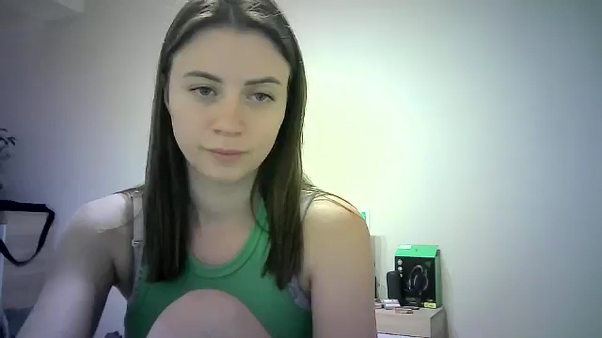 Gallery image thumbnail from Sulfate0's myfreecams stream on, 06/09/2024, 10:36 image 17 of 20